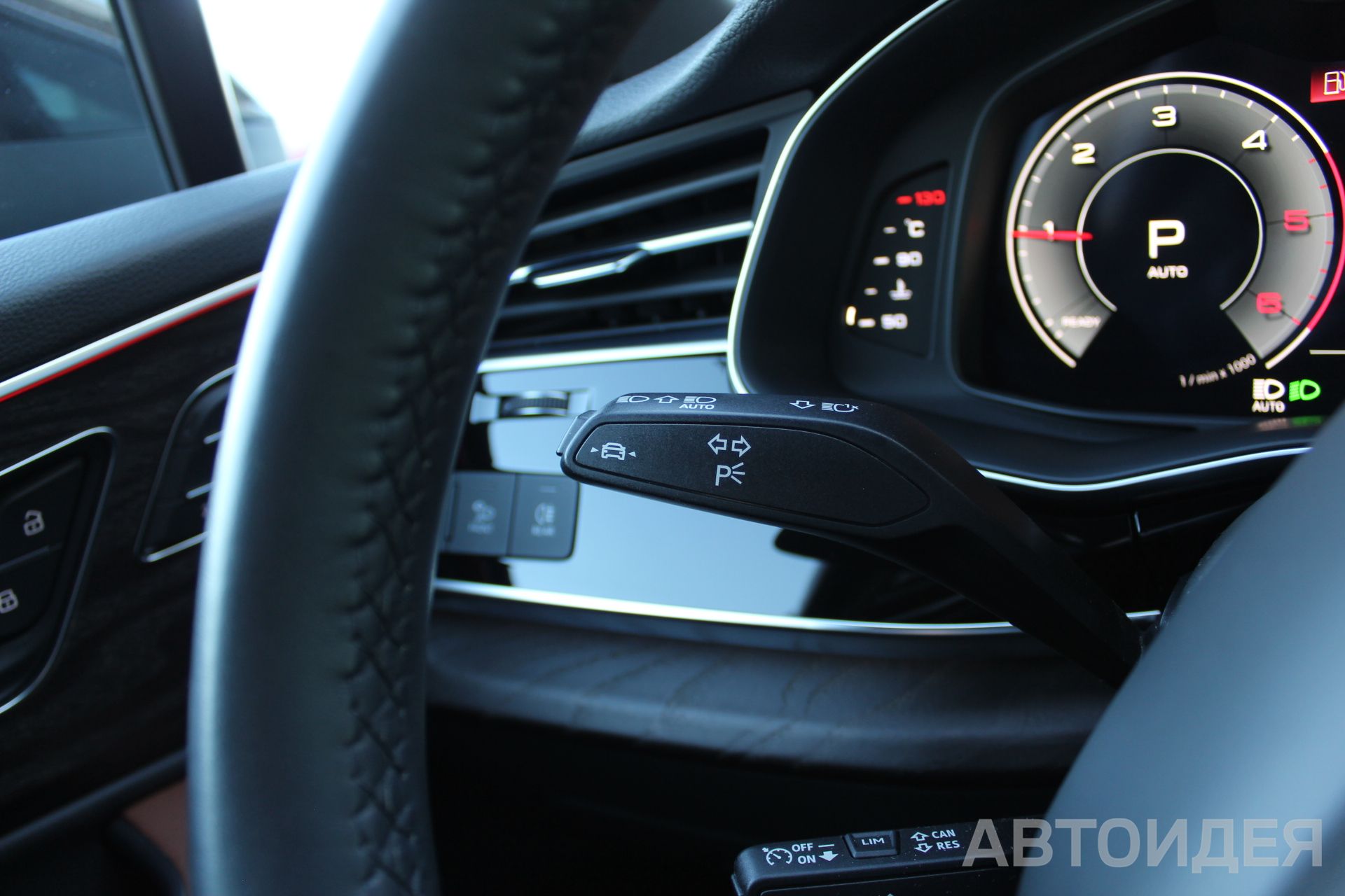 Audi Q7 фото 18