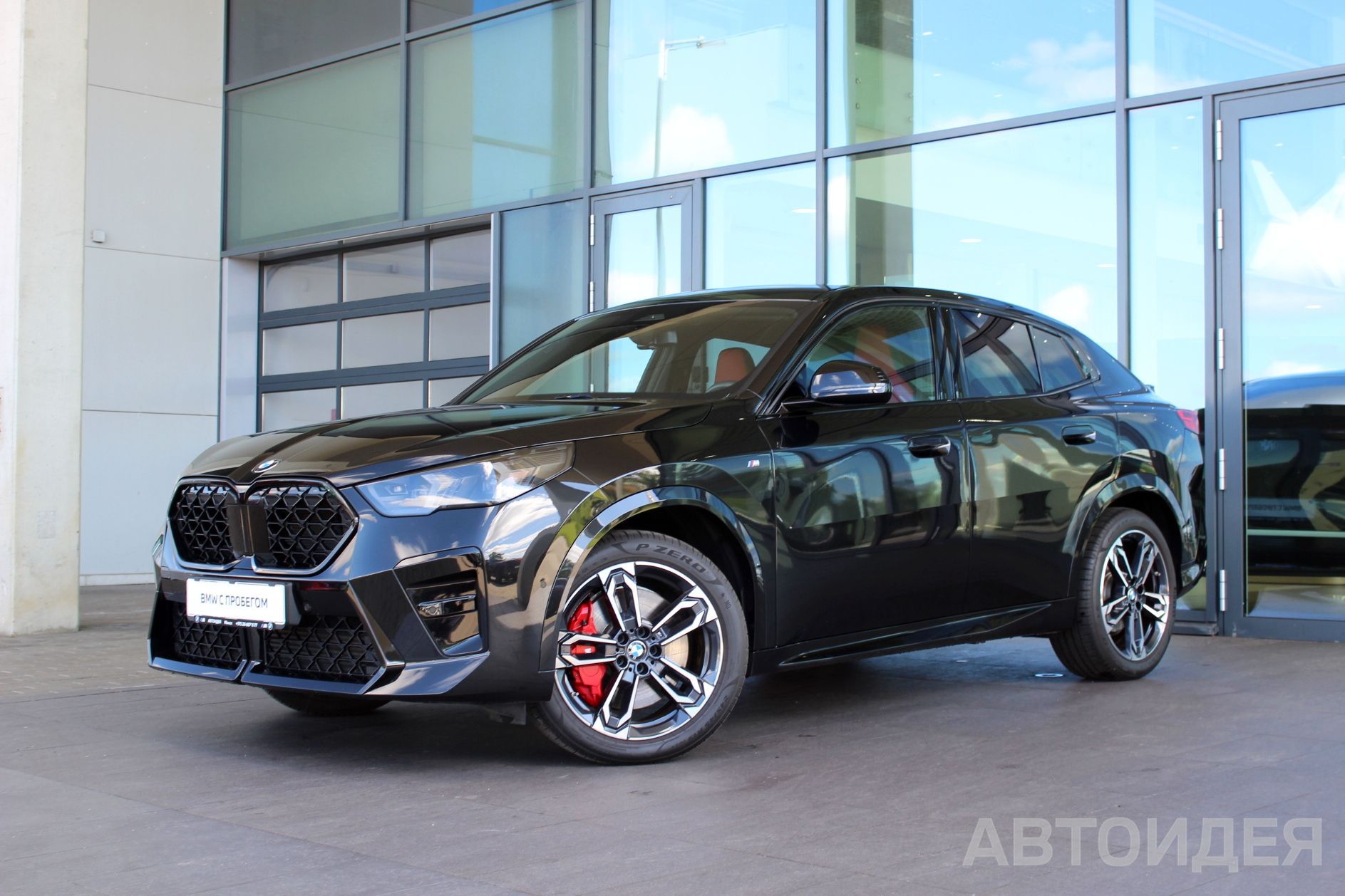 BMW X2 sDrive18i Черный Сапфир металлик