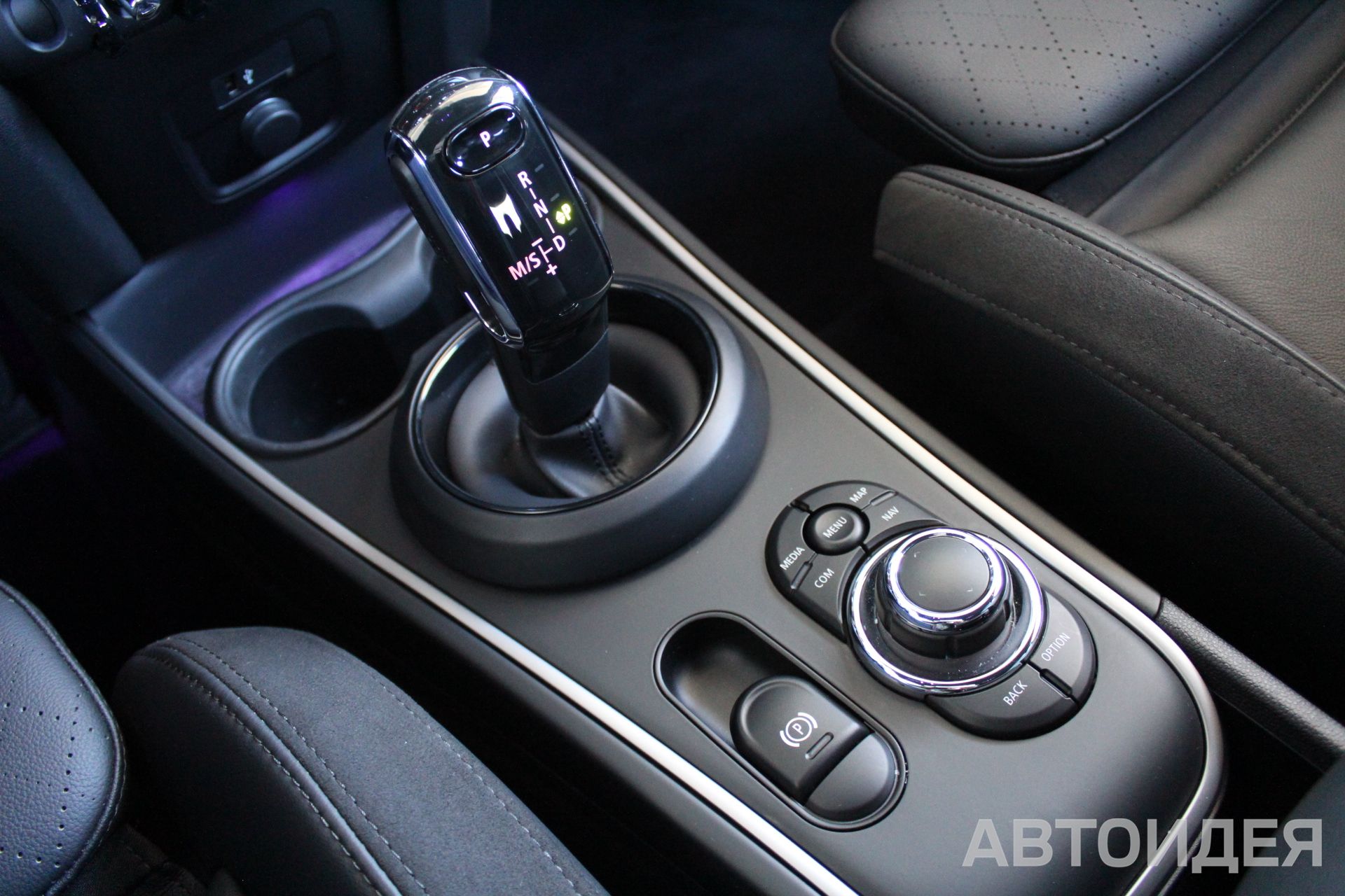 MINI Cooper S ALL4 Countryman фото 11