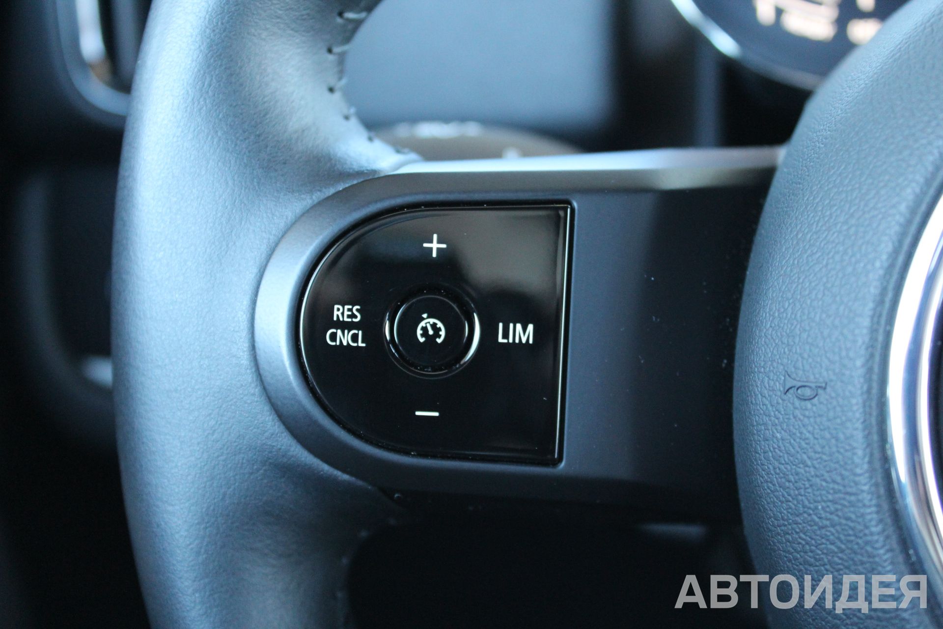 MINI Cooper S ALL4 Countryman фото 15