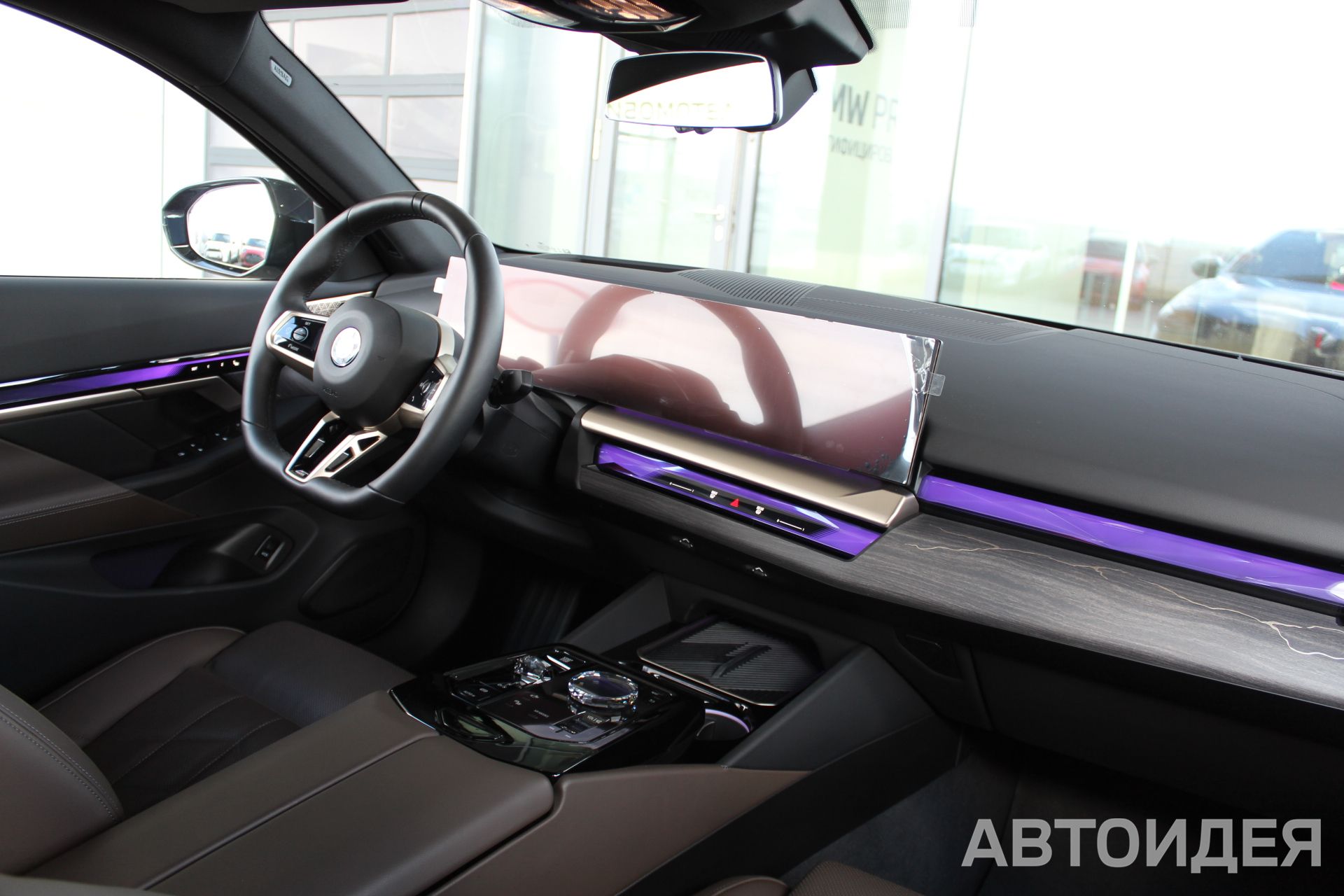 BMW 530i xDrive Sedan фото 5