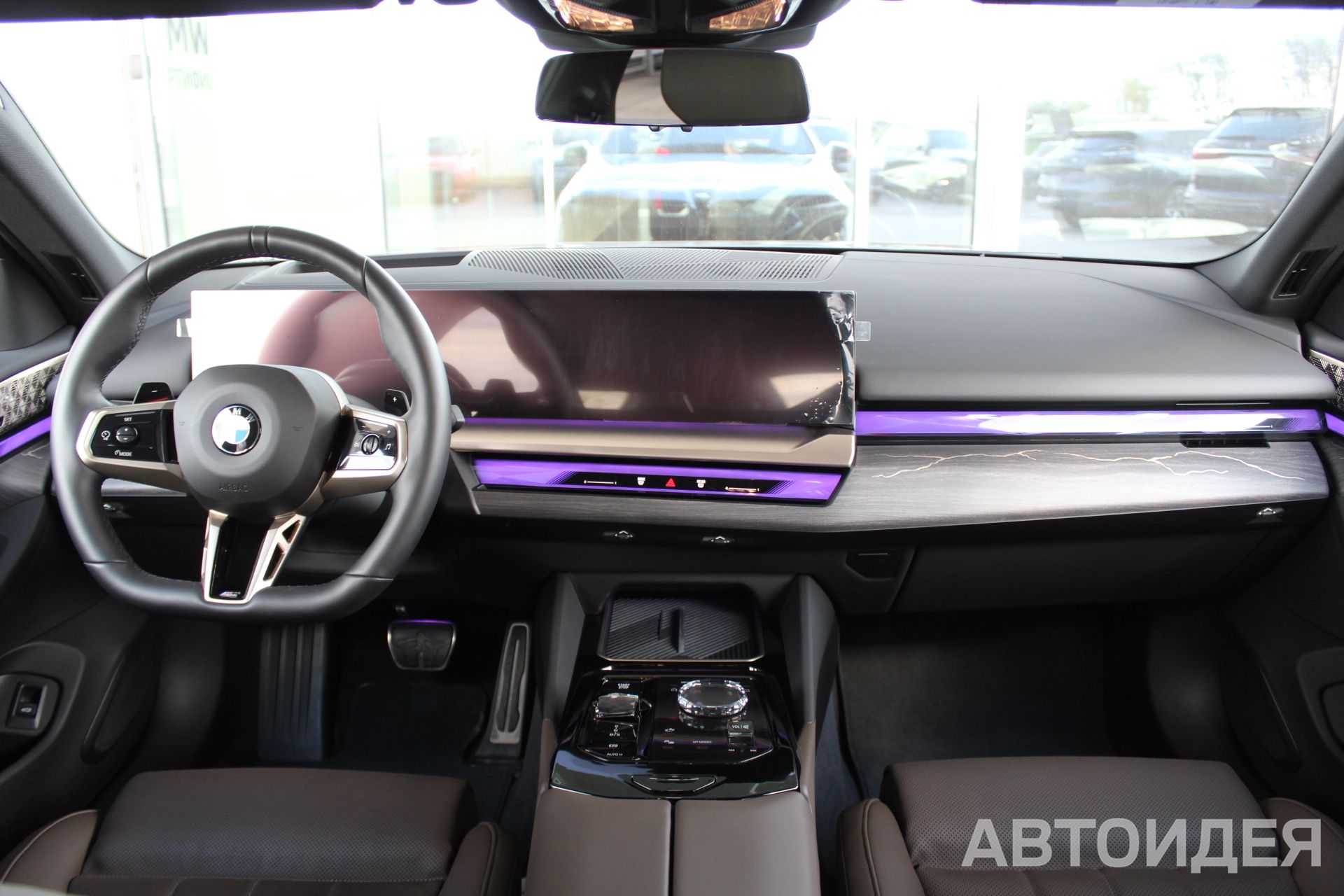 BMW 530i xDrive Sedan фото 6