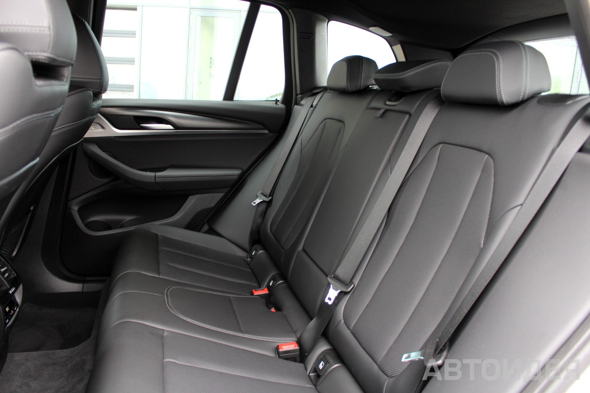 BMW X3 xDrive20d фото 9