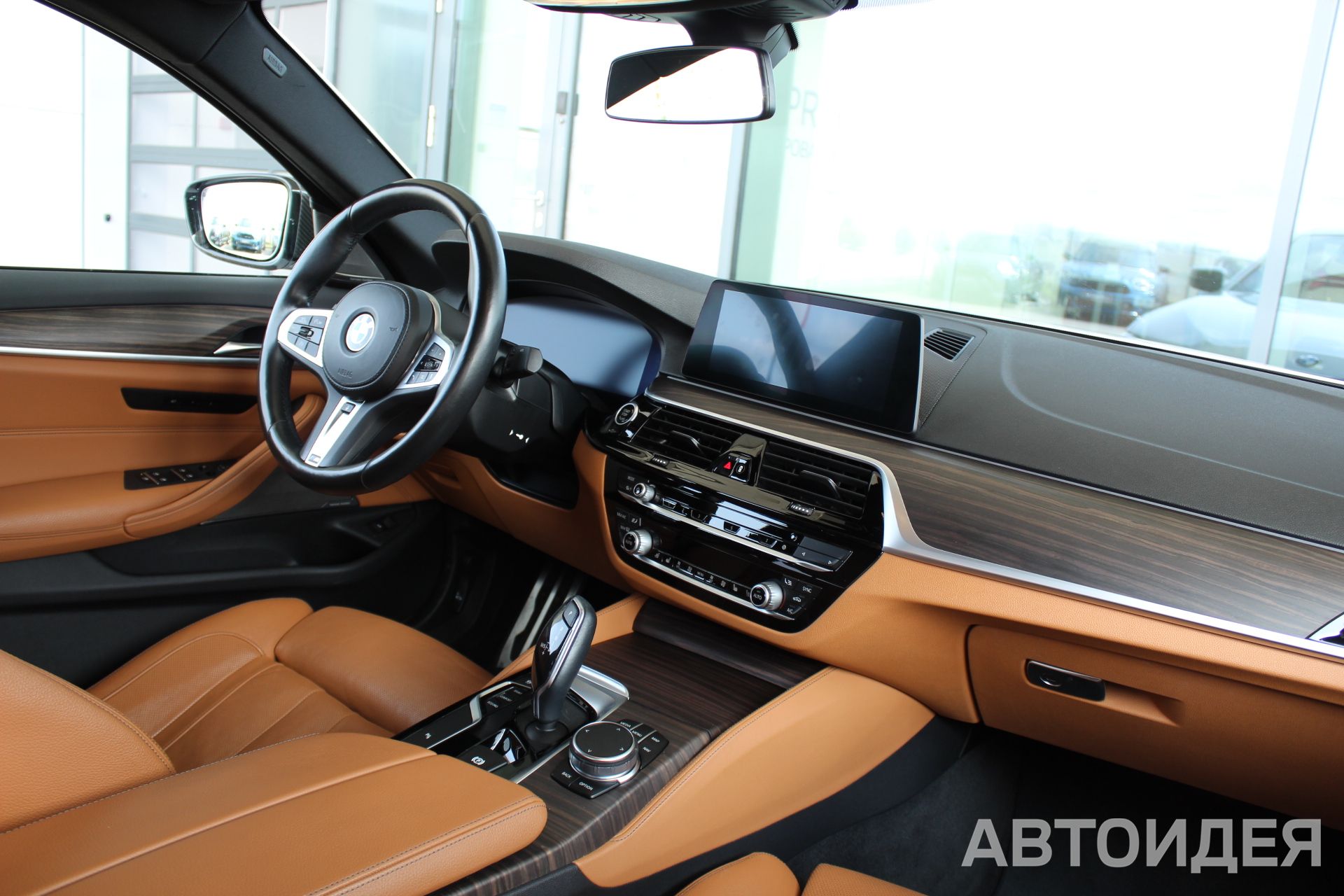 BMW 520i Sedan фото 5