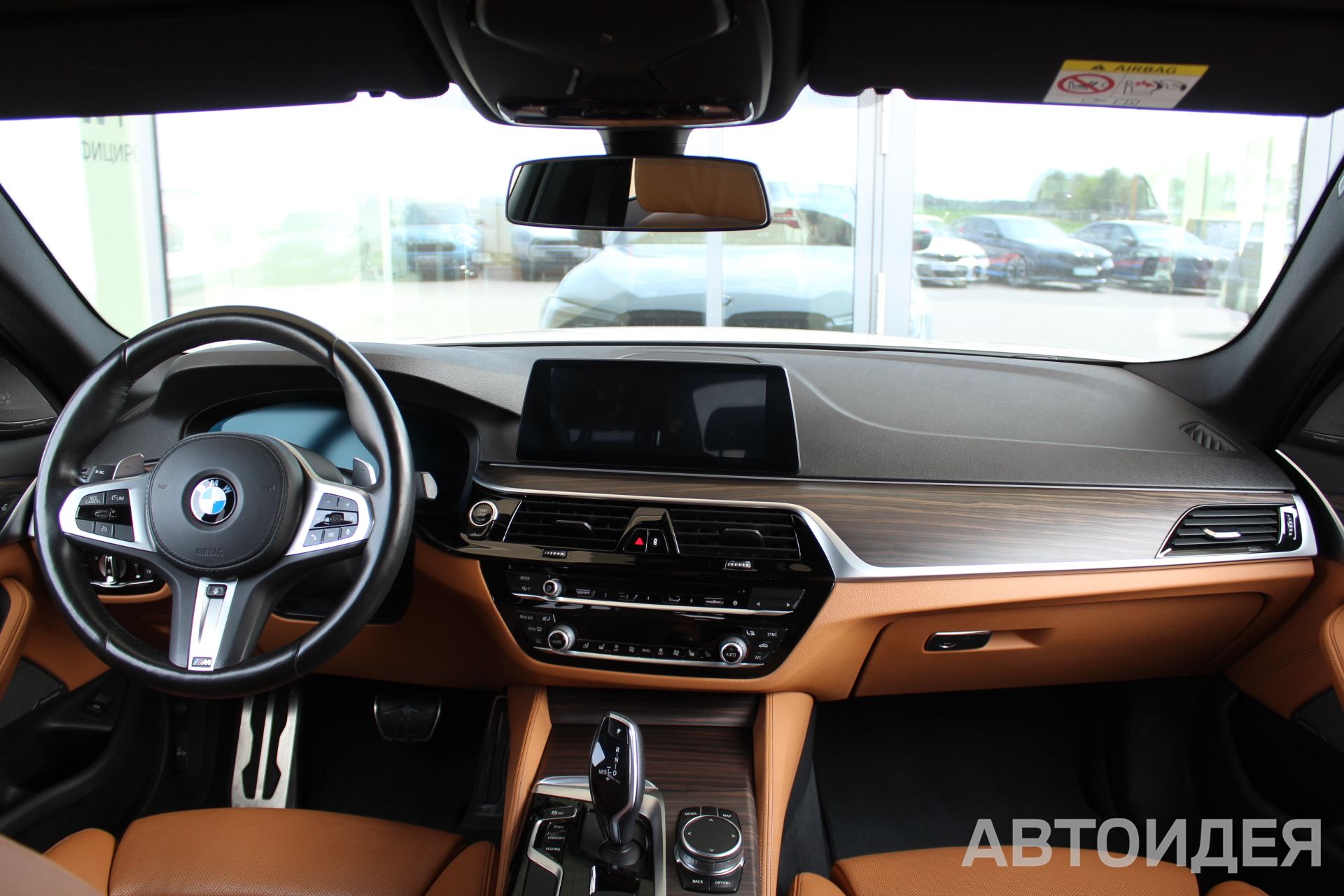 BMW 520i Sedan фото 6