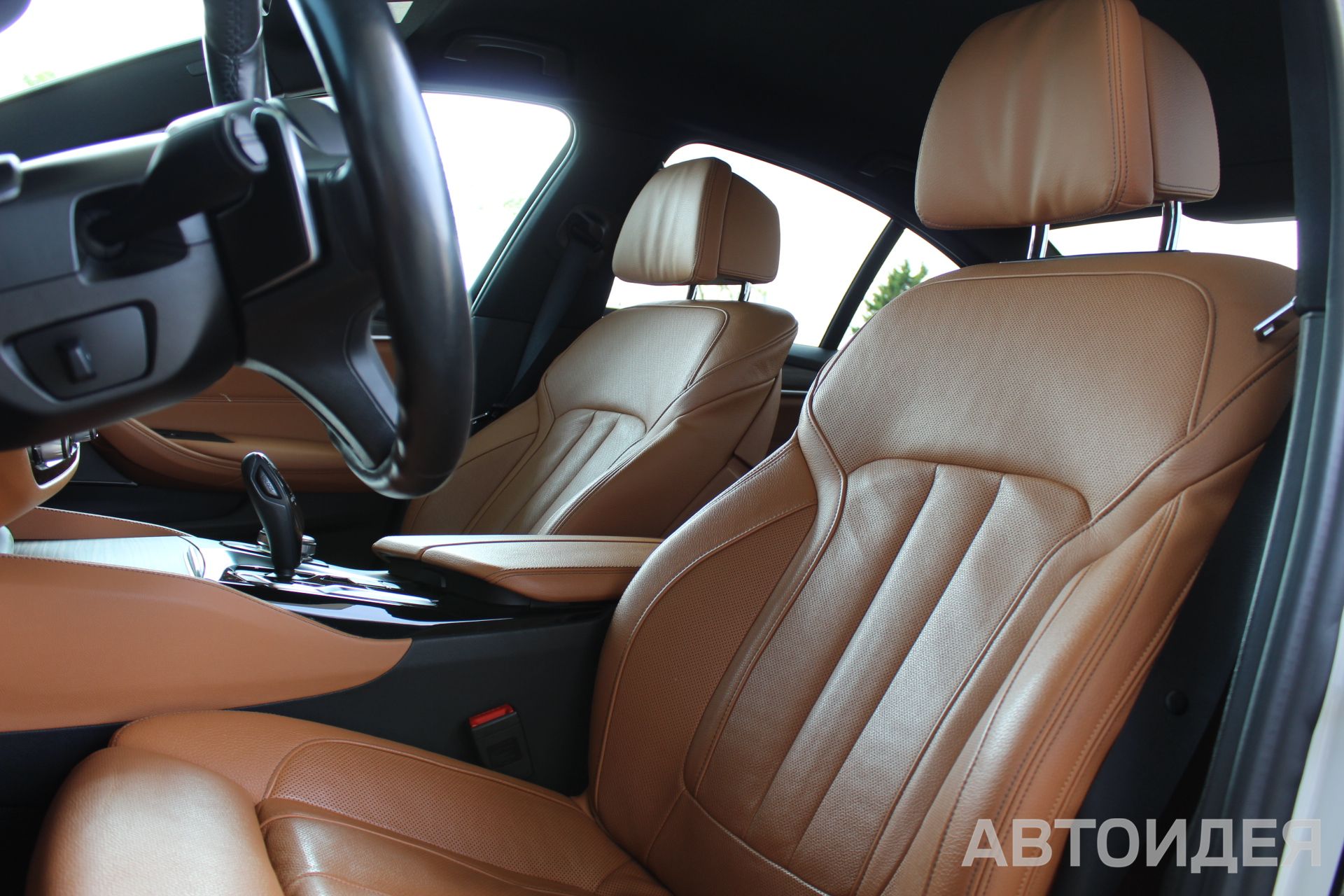 BMW 520i Sedan фото 7