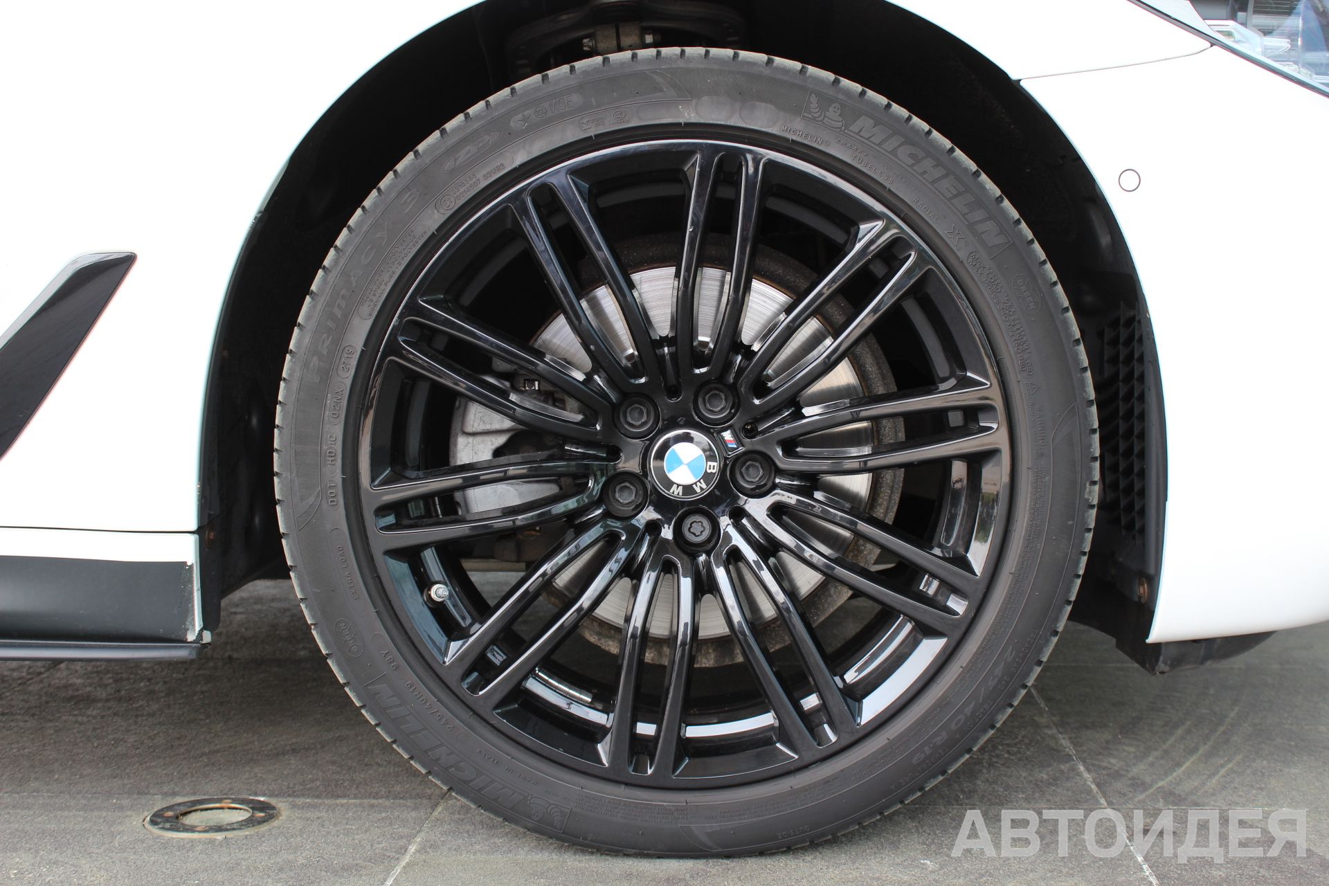 BMW 520i Sedan фото 22