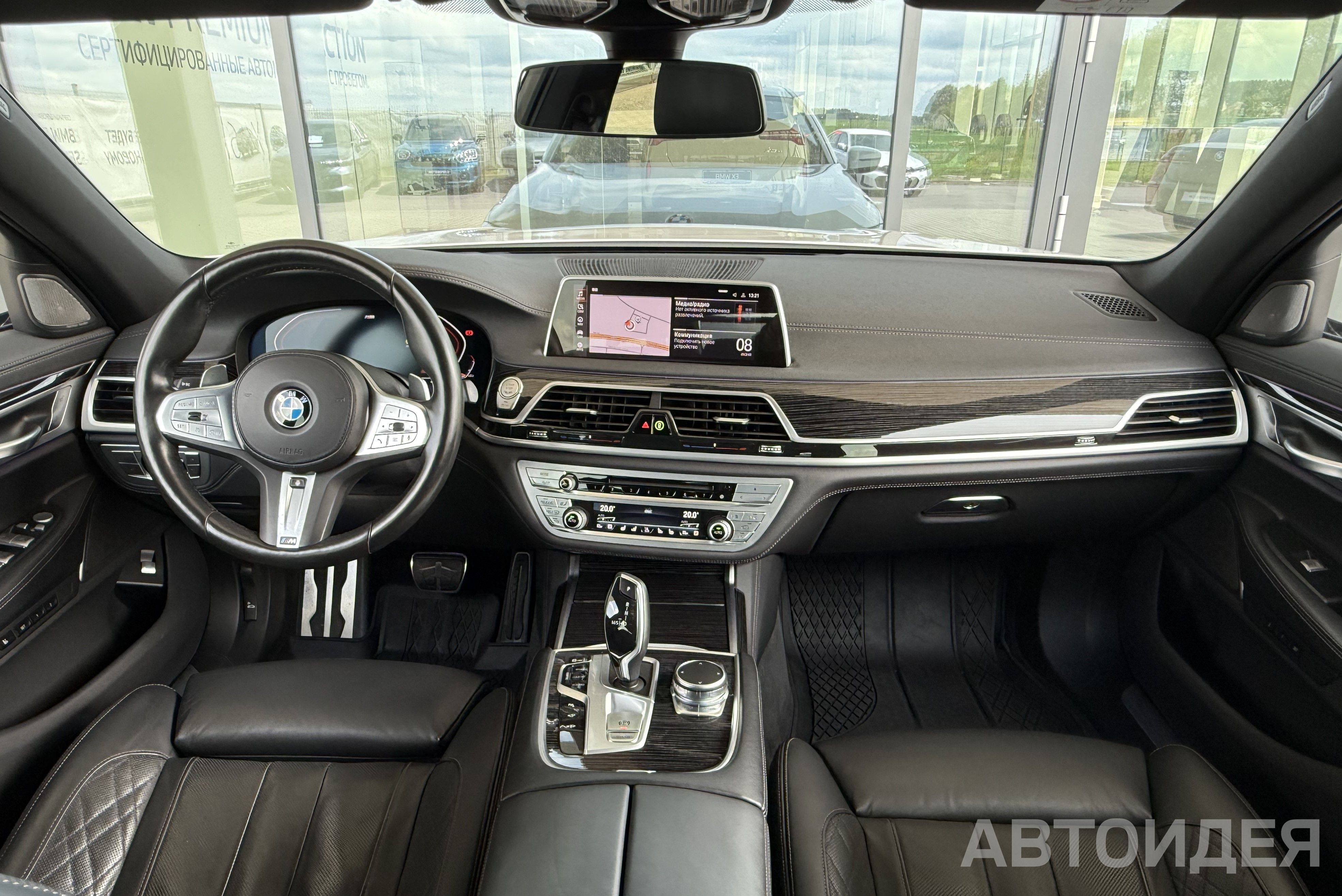 BMW 730Ld xDrive Sedan фото 6