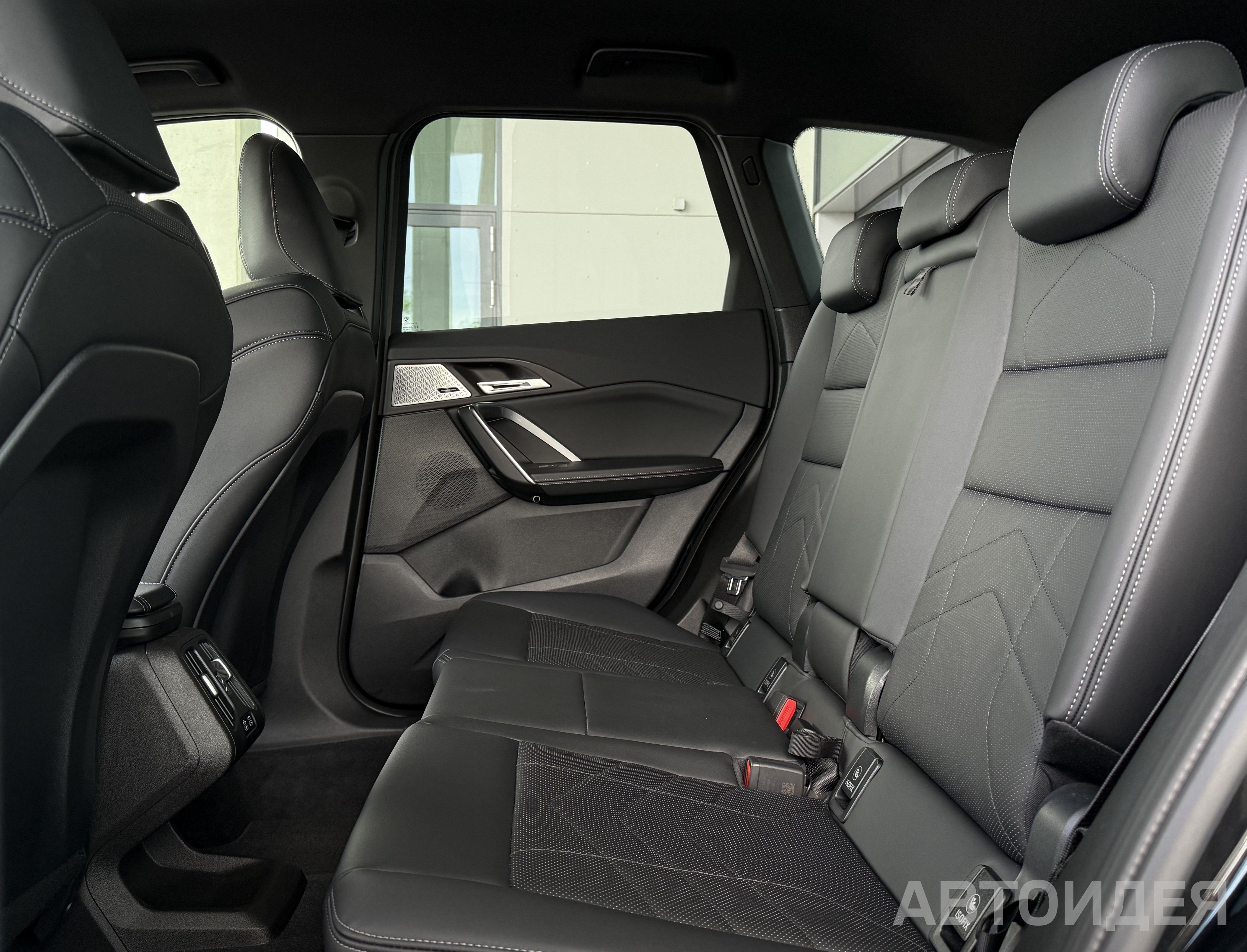 BMW X1 sDrive18i SAV фото 10