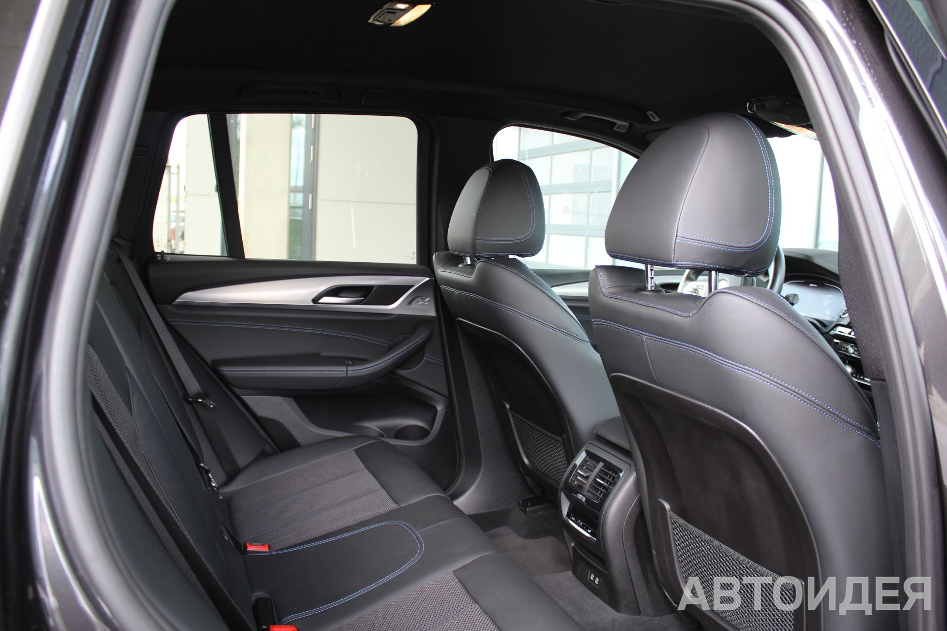 BMW X3 xDrive 30e фото 10