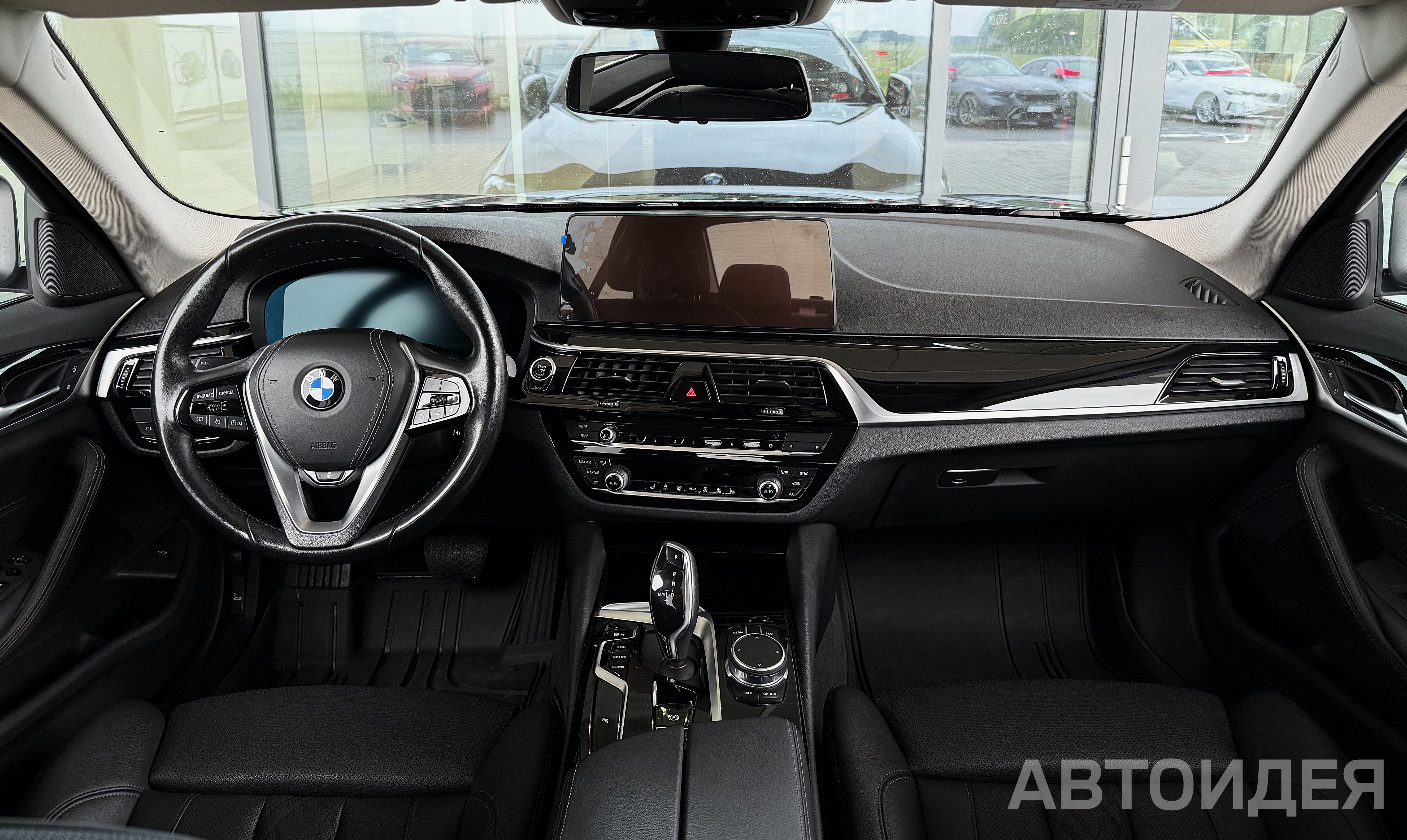 BMW 520d xDrive фото 6