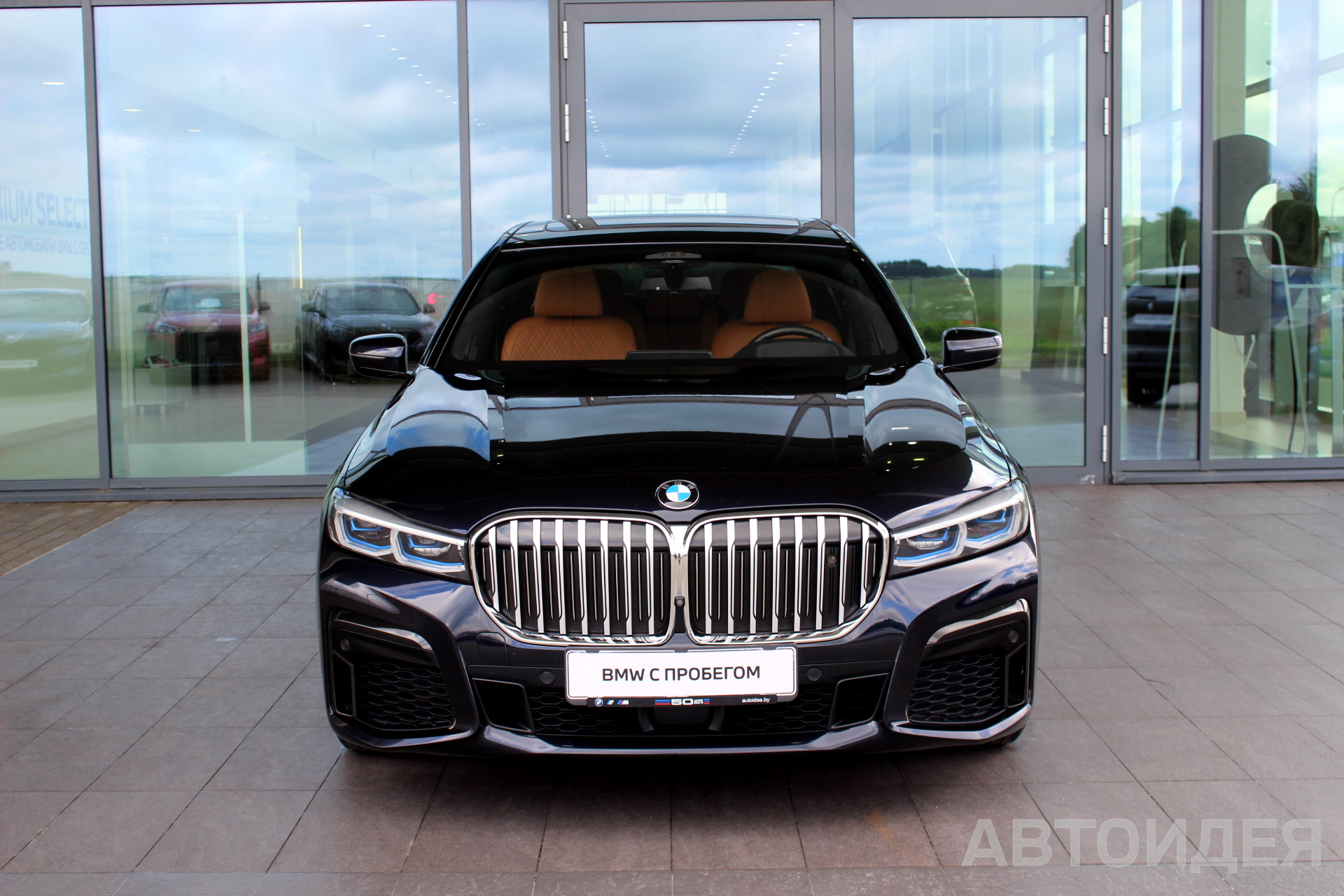 BMW 750Ld xDrive Sedan фото 3