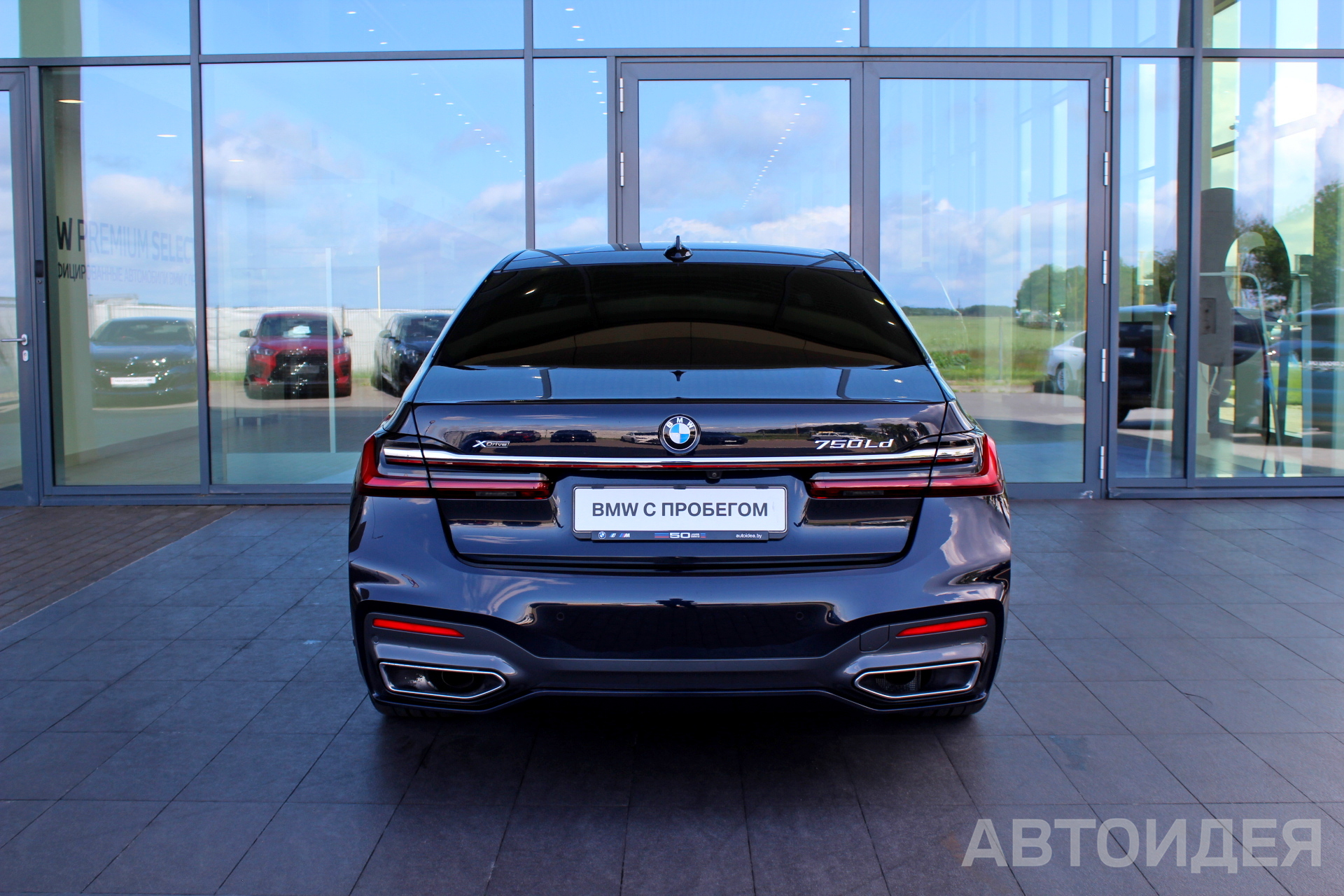 BMW 750Ld xDrive Sedan фото 4