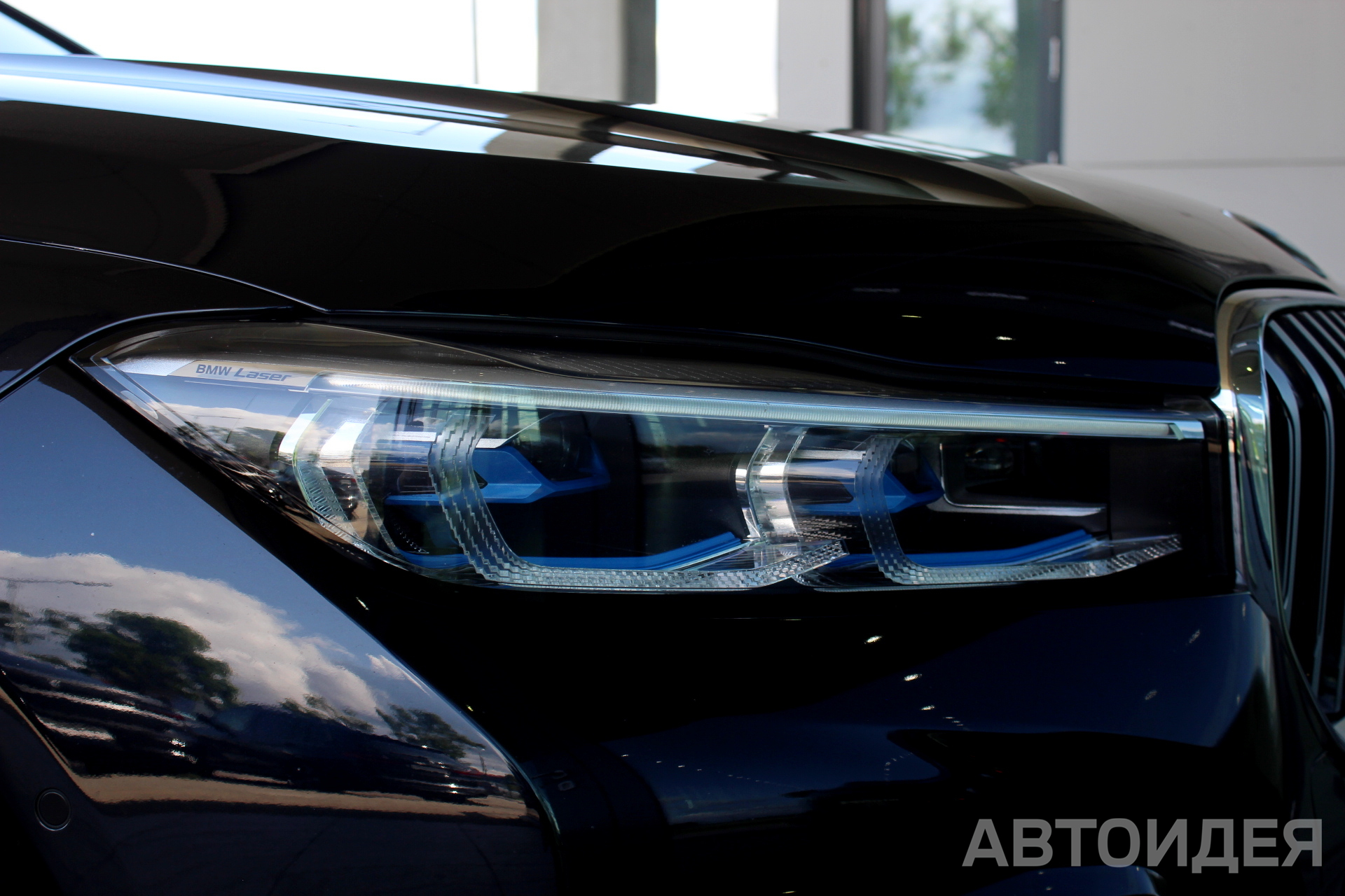 BMW 750Ld xDrive Sedan фото 6