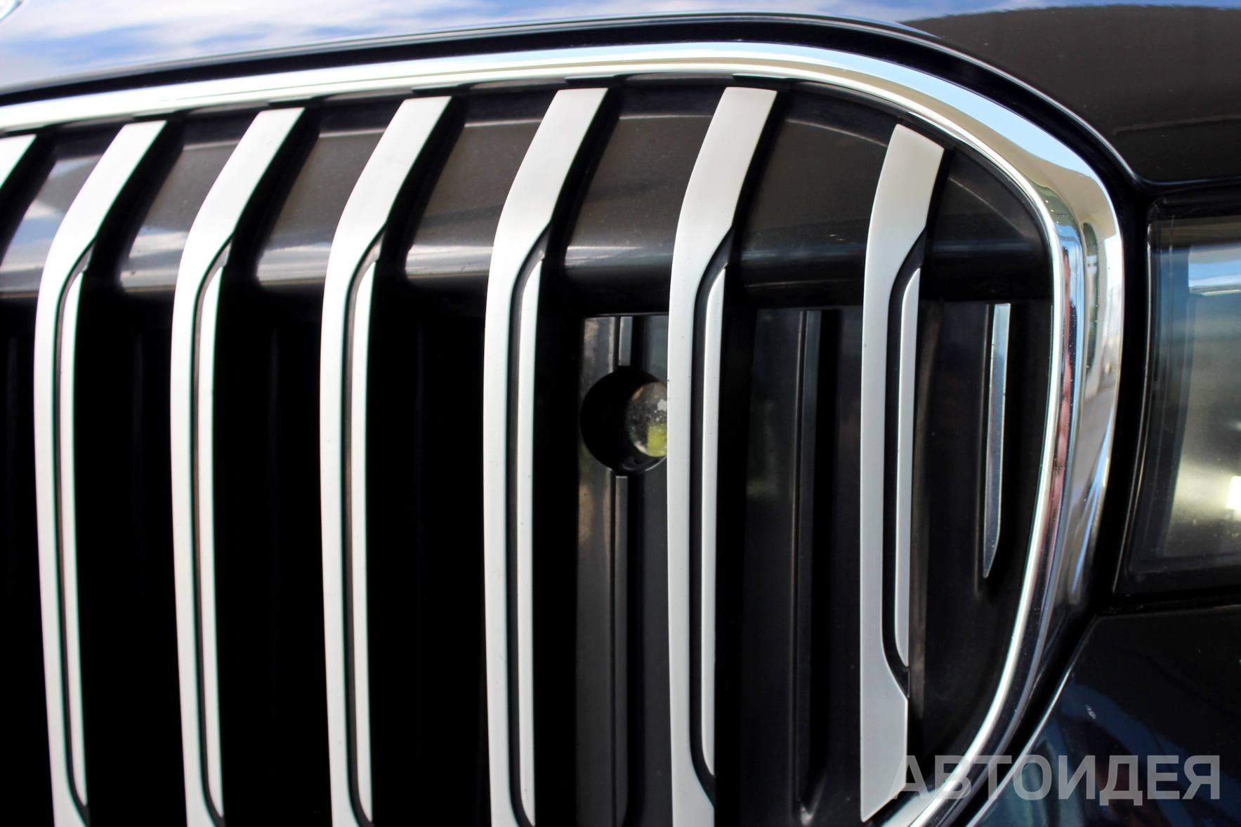 BMW 750Ld xDrive Sedan фото 30