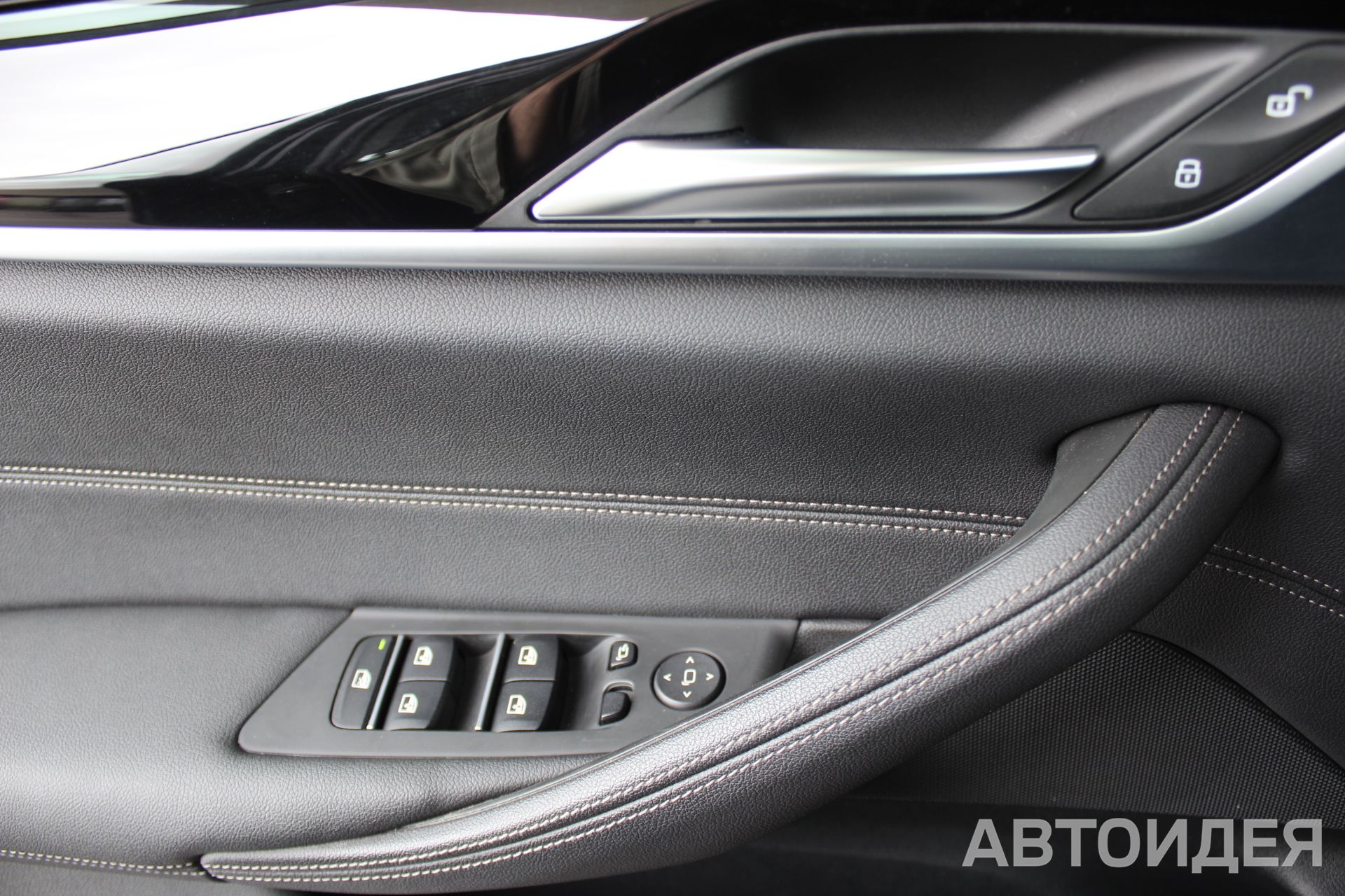 BMW 520d Sedan фото 12