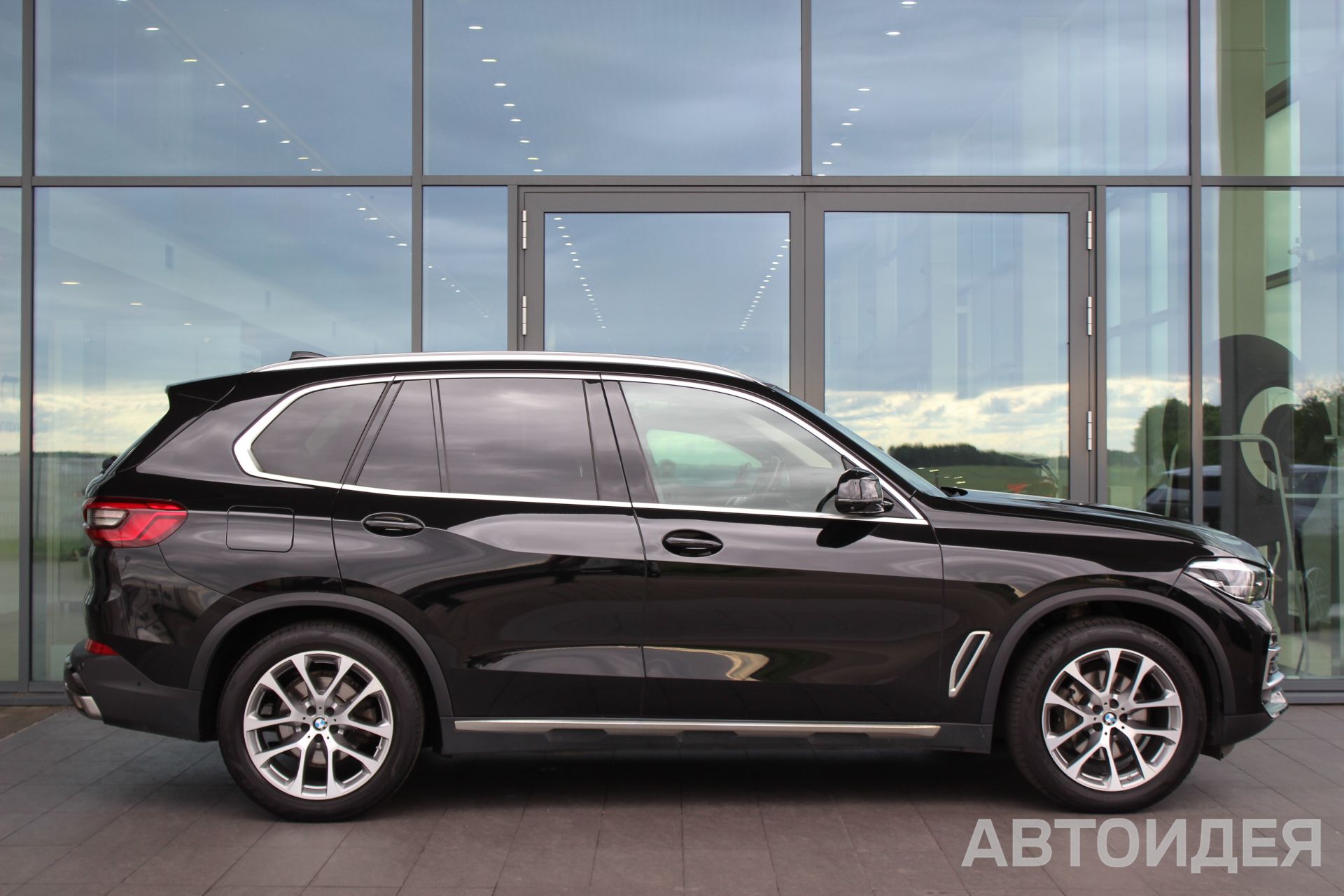 BMW X5 xDrive 30d фото 2
