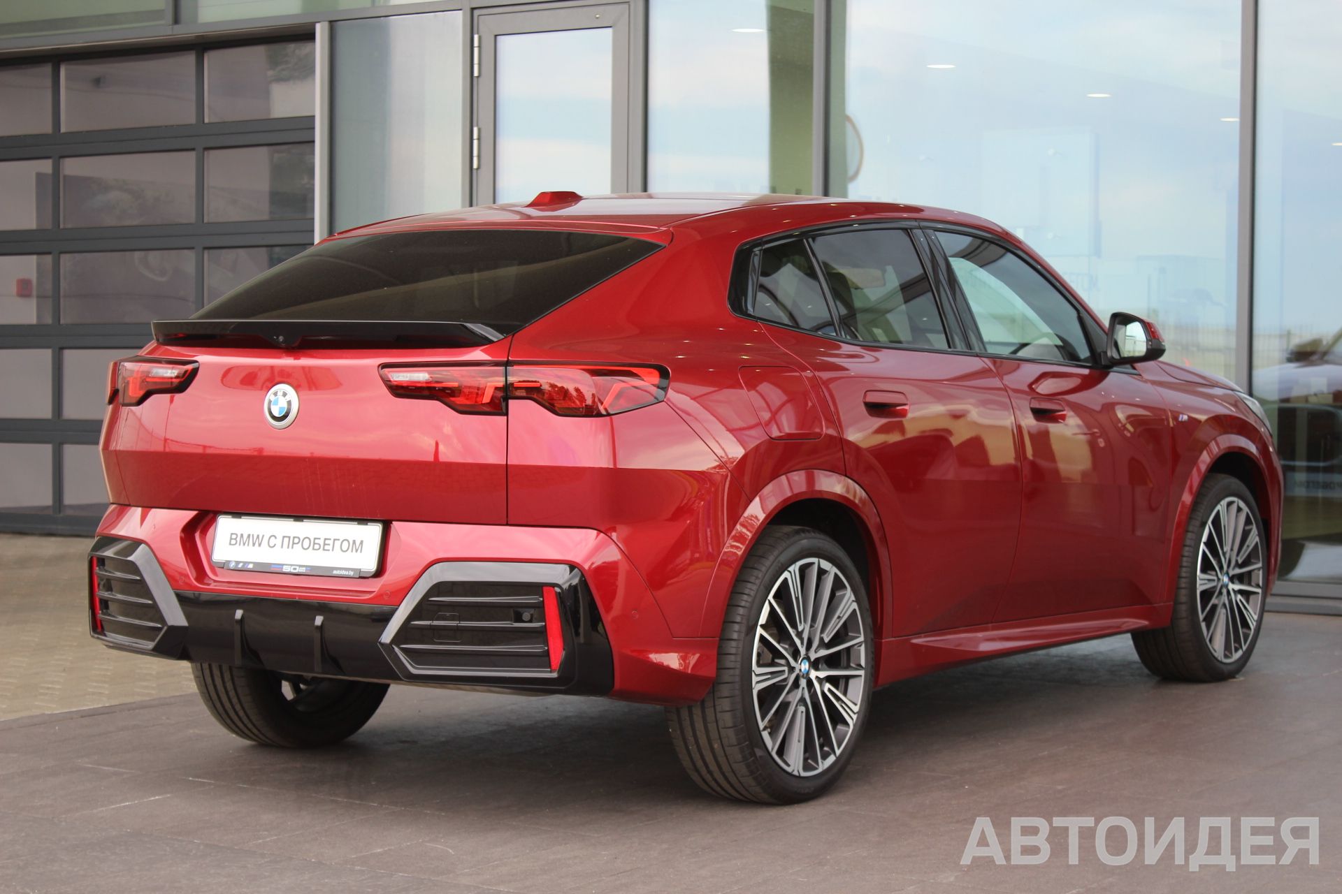 BMW X2 sDrive18i фото 4