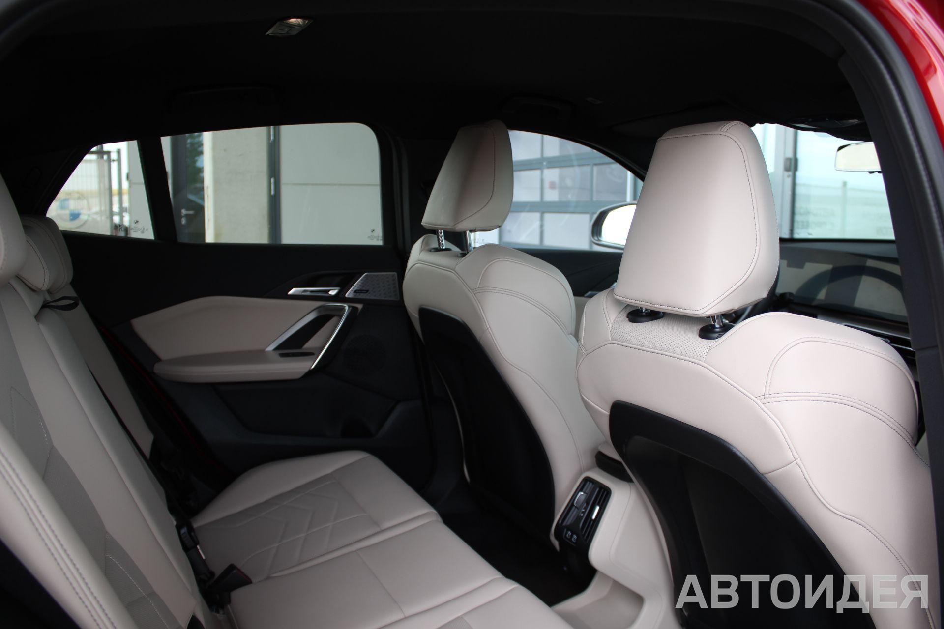 BMW X2 sDrive18i фото 8