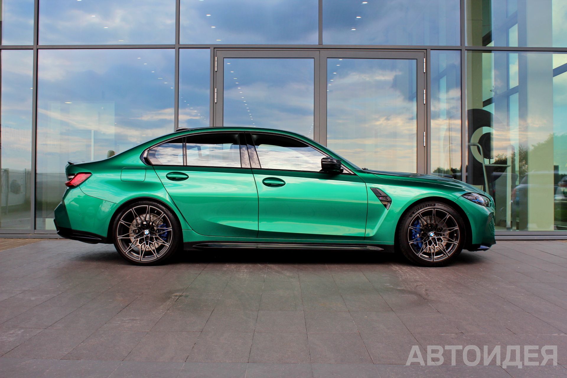 BMW M3 Competition xDrive фото 3