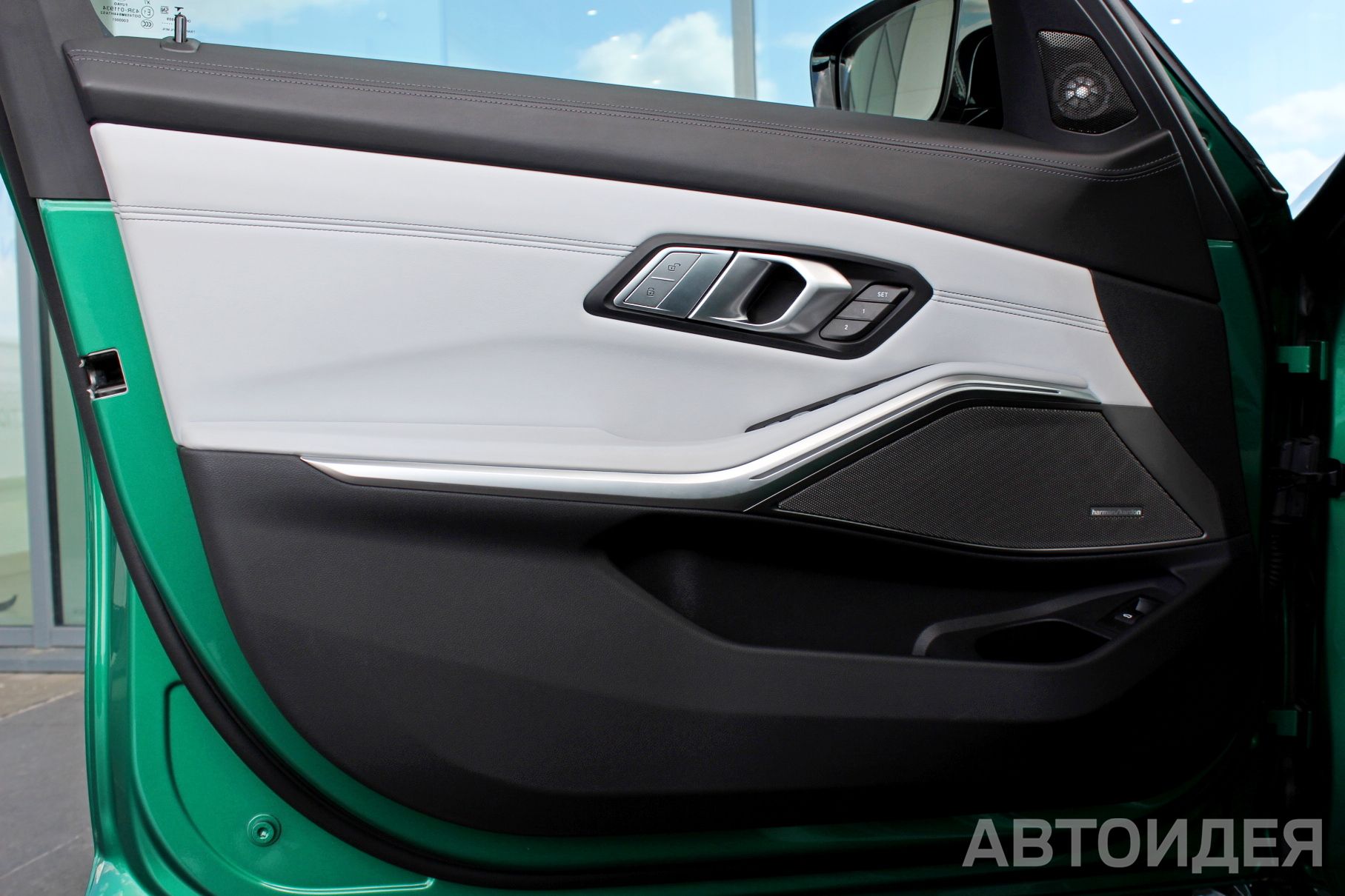 BMW M3 Competition xDrive фото 20