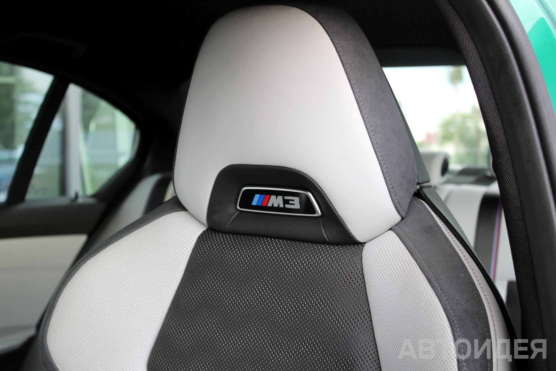 BMW M3 Competition xDrive фото 23