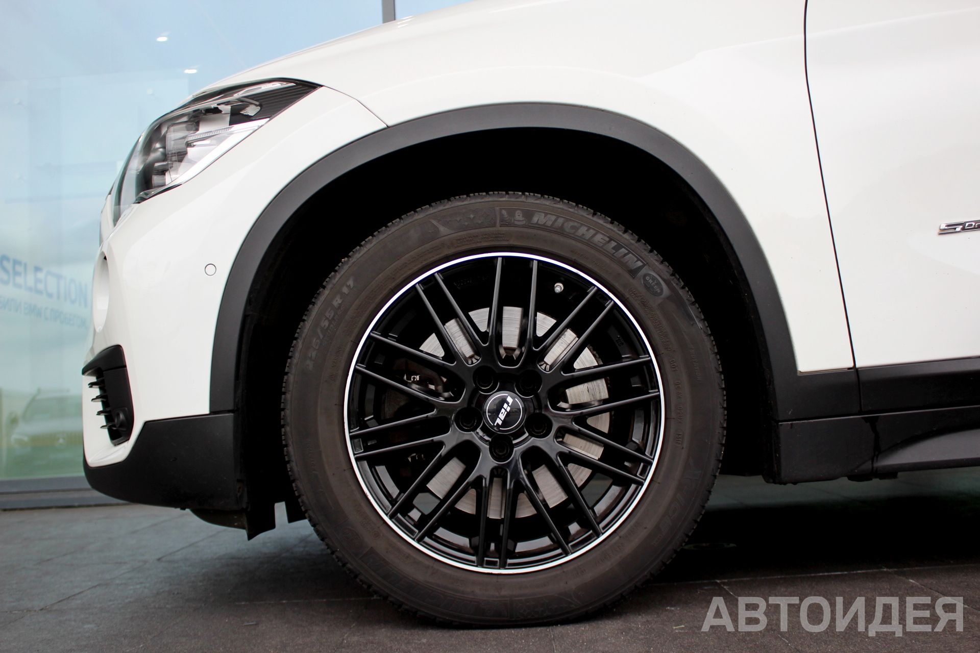 BMW X1 sDrive20i фото 6