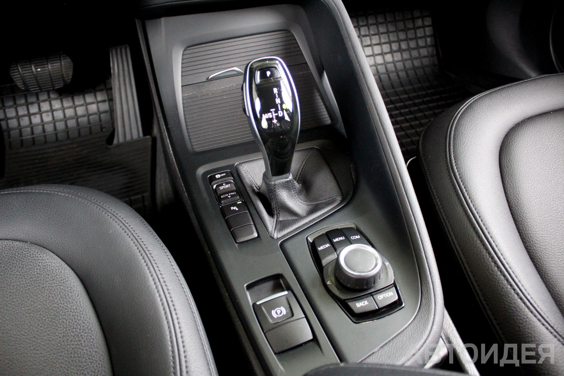 BMW X1 sDrive20i фото 15