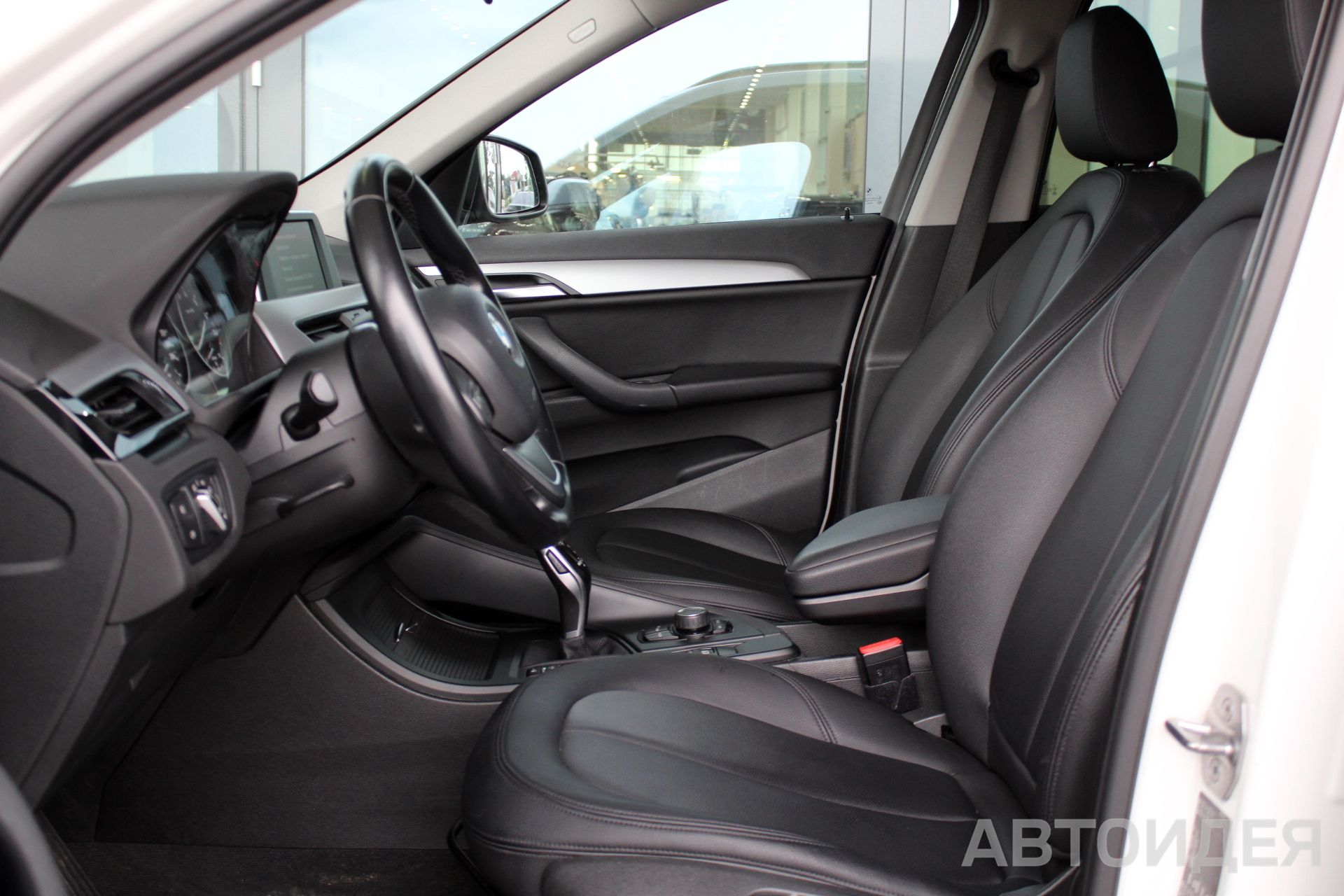 BMW X1 sDrive20i фото 17