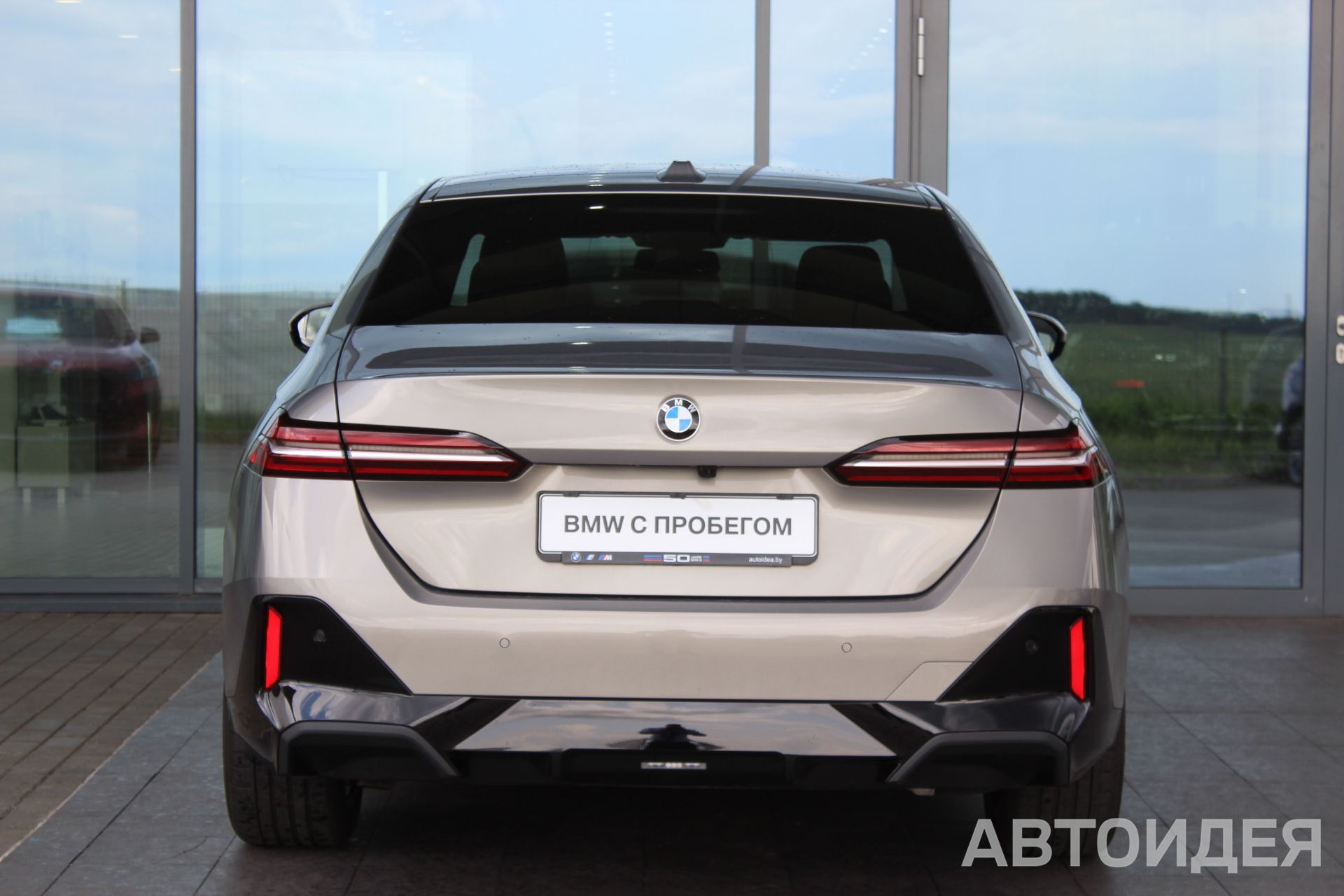 BMW 520d xDrive Sedan фото 3
