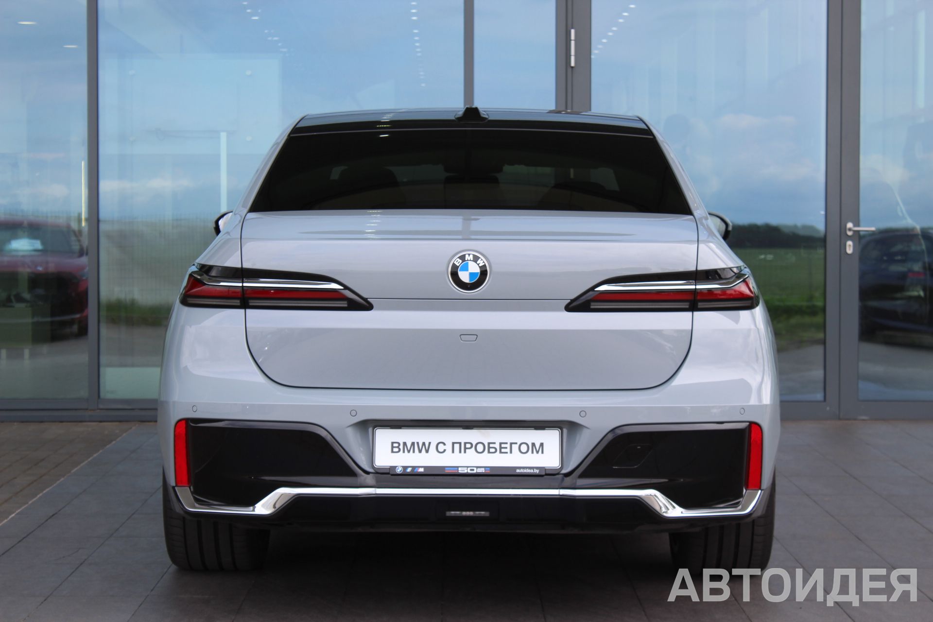 BMW 740d xDrive Sedan фото 3