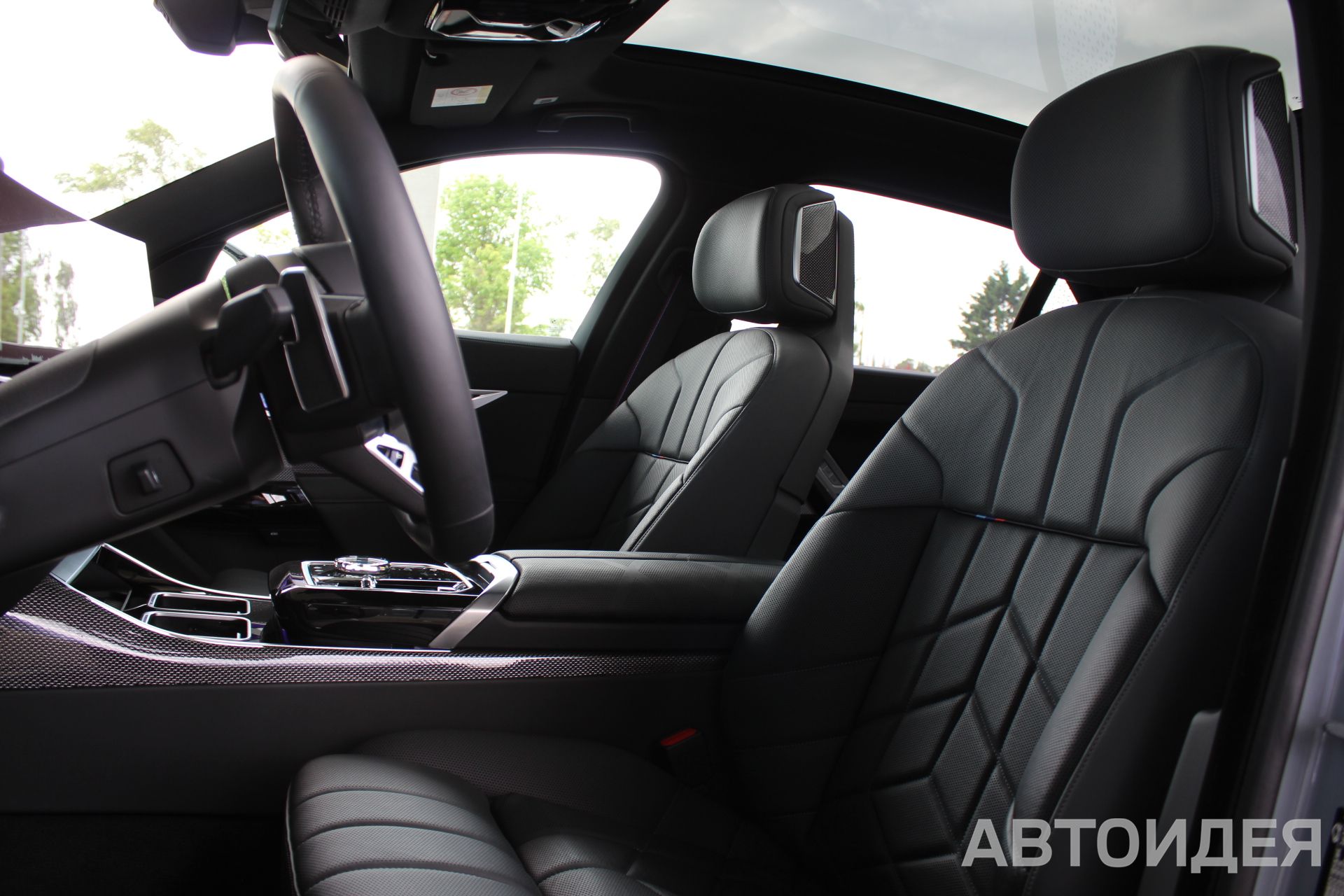 BMW 740d xDrive Sedan фото 7