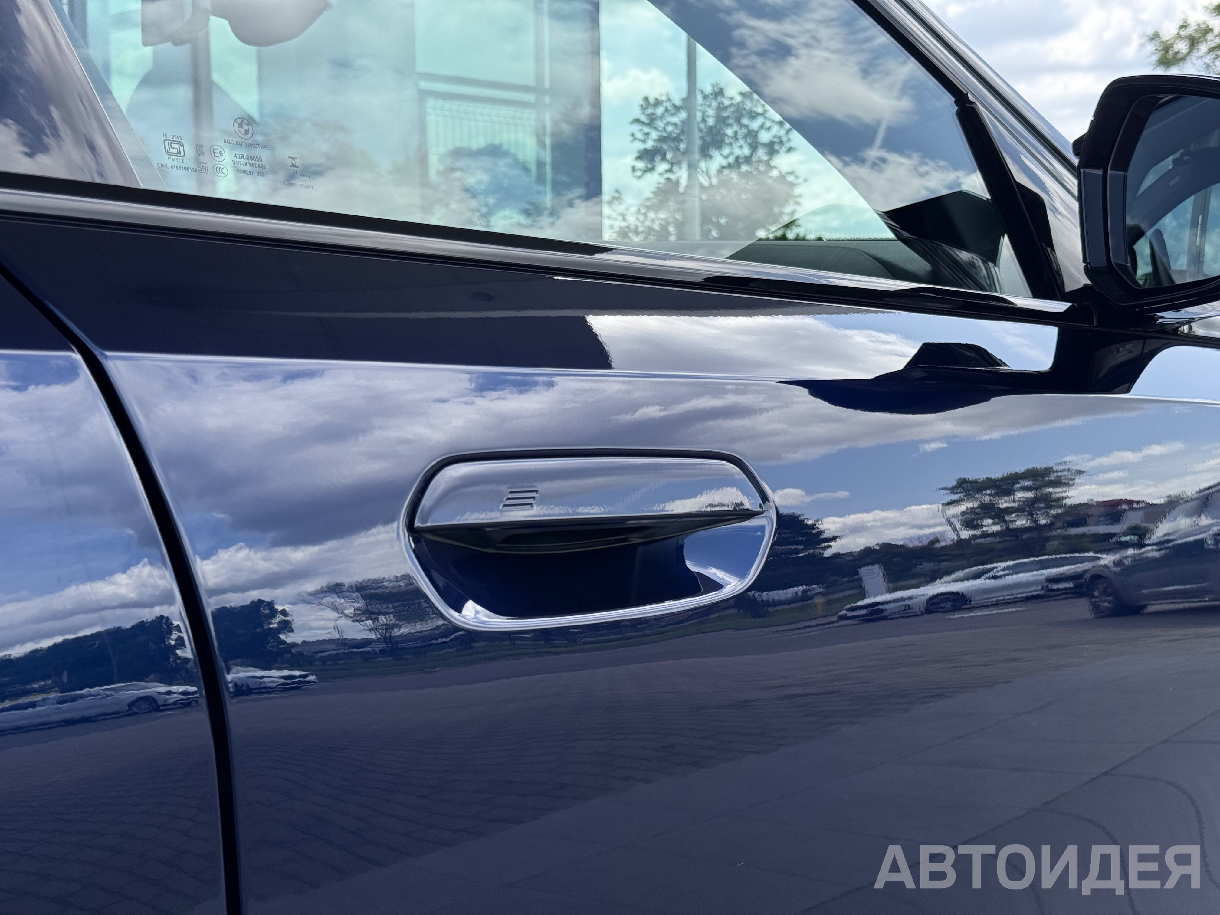 BMW i5 M60 xDrive Sedan фото 26