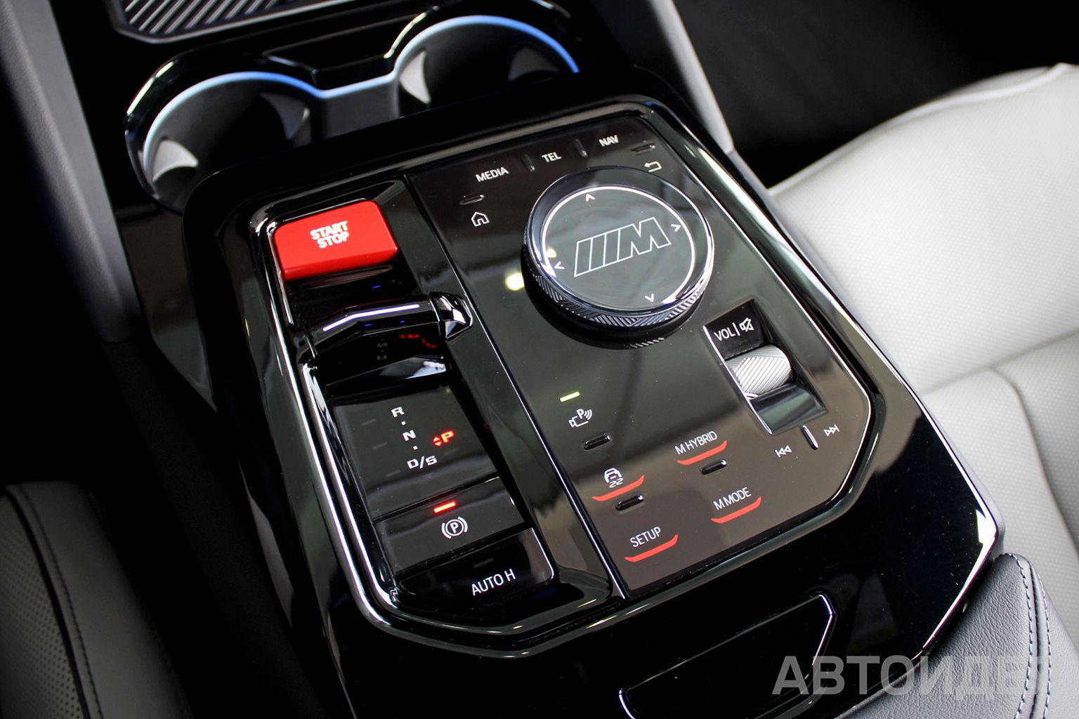 BMW M5 Sedan фото 15