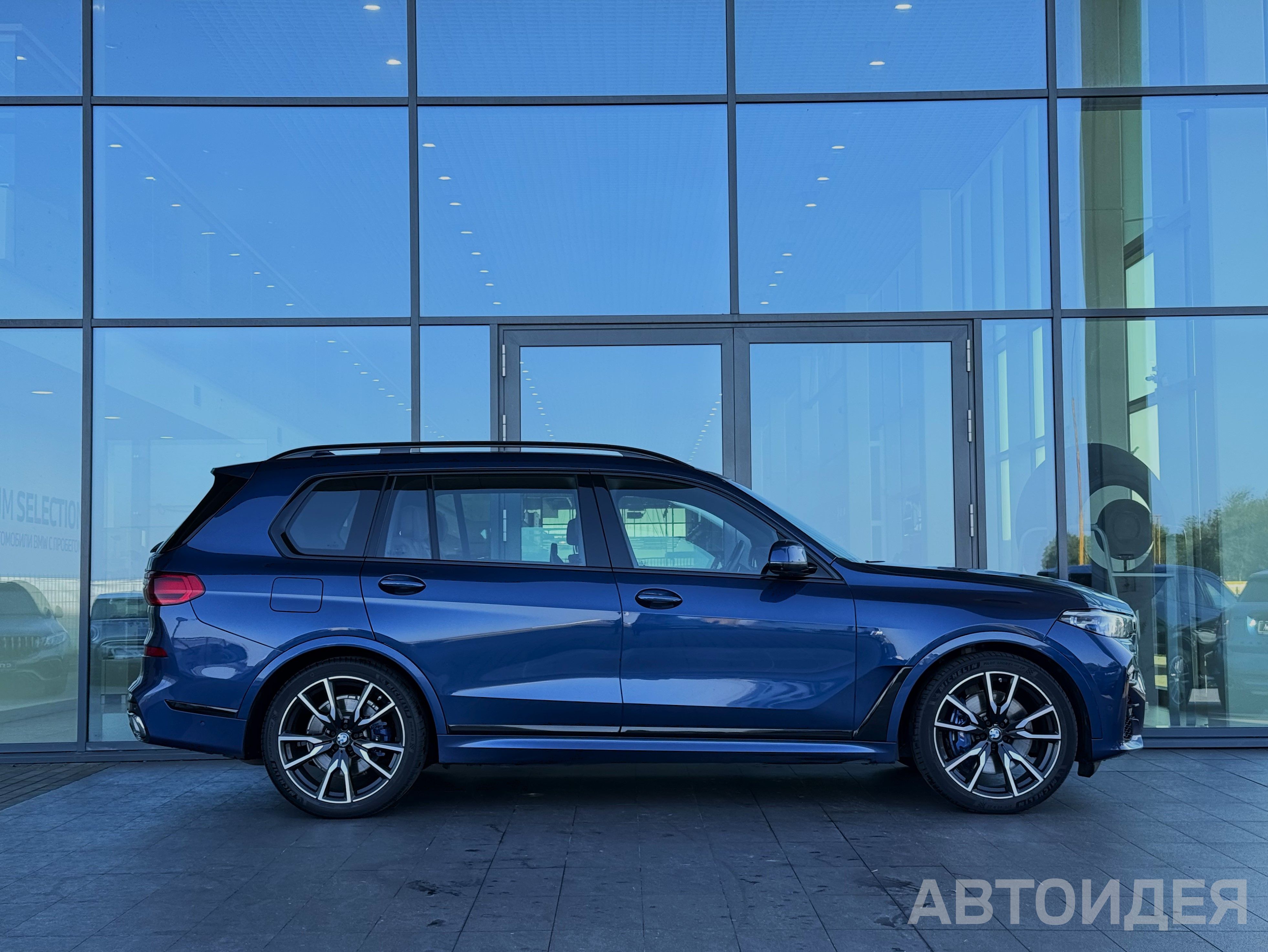 BMW X7 xDrive30d фото 2