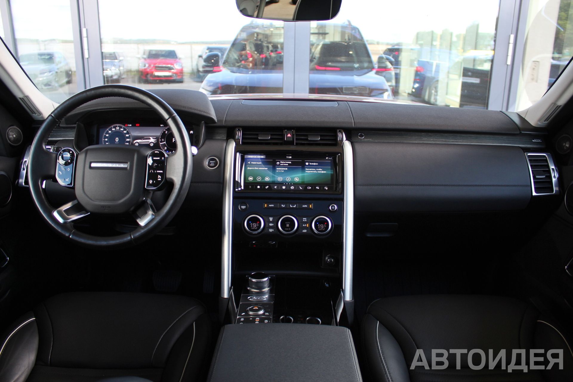 Land Rover Discovery V фото 8