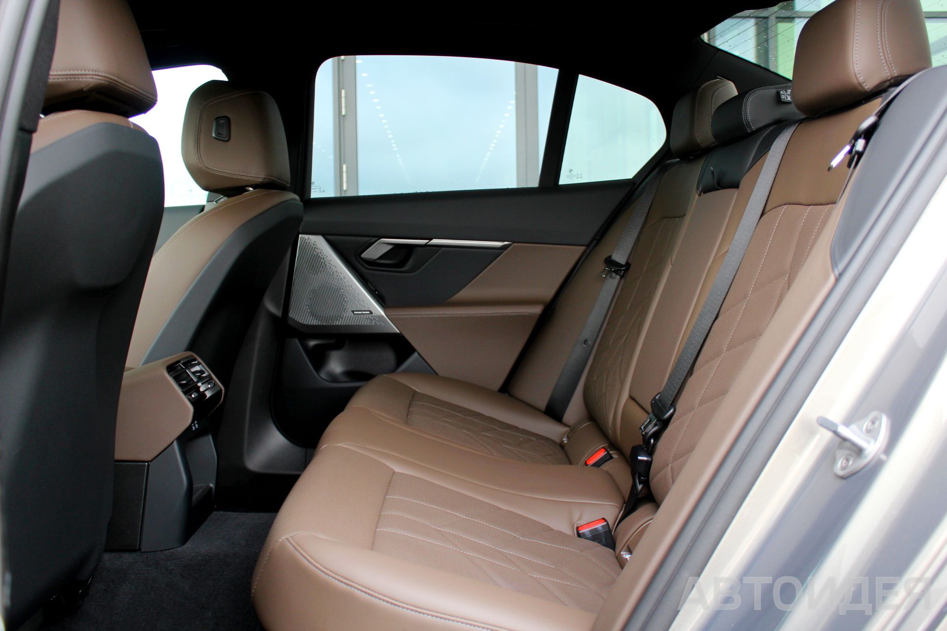 BMW 520d xDrive Sedan фото 23
