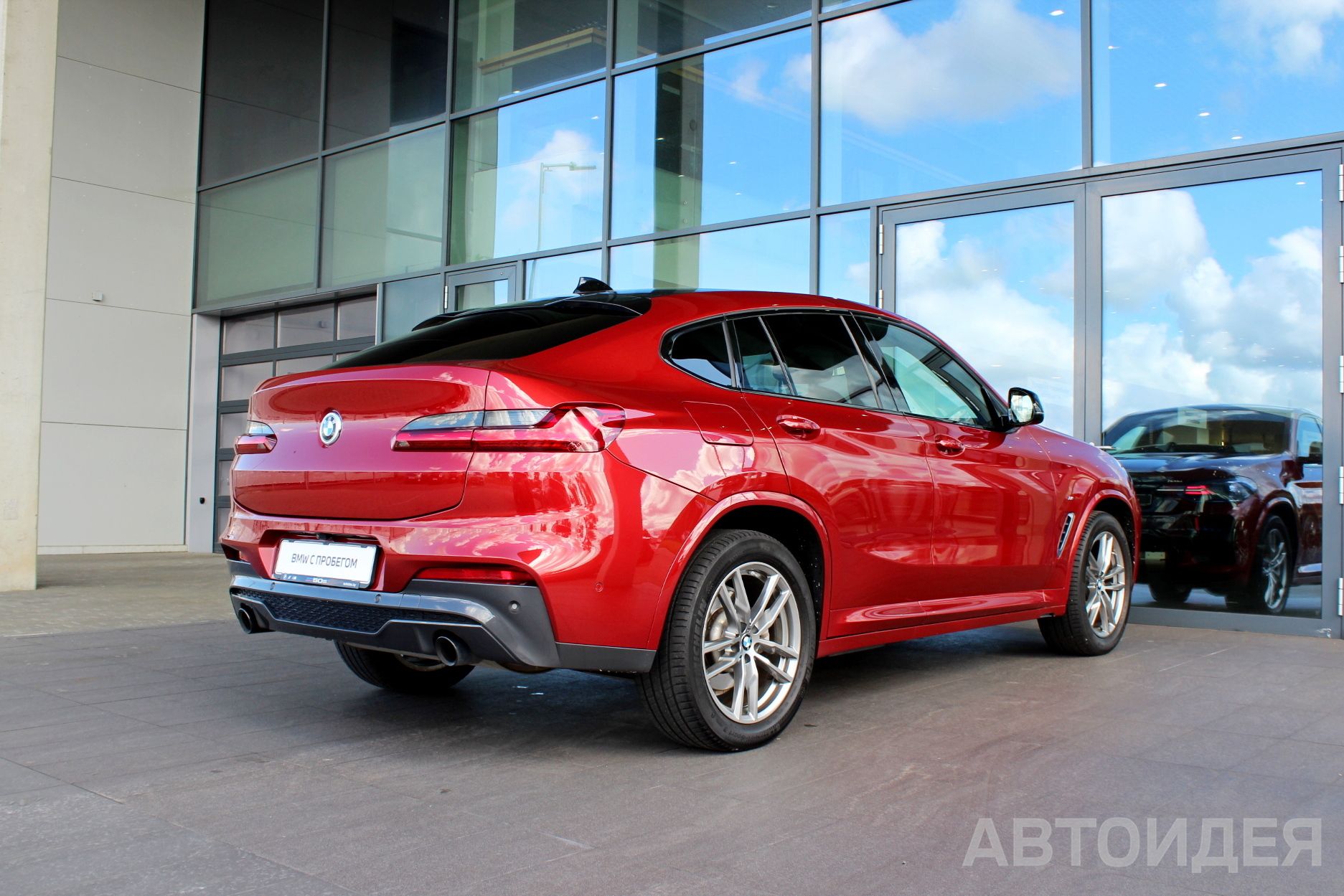 BMW X4 xDrive20i фото 1