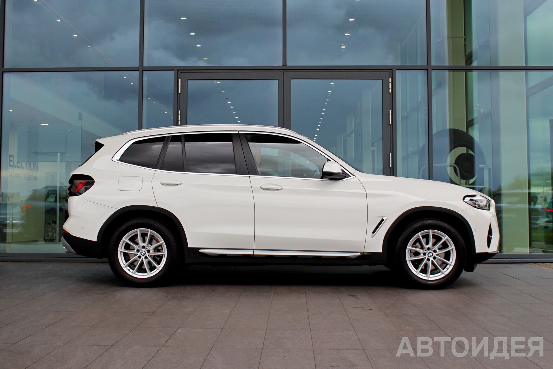 BMW X3 xDrive20i фото 3