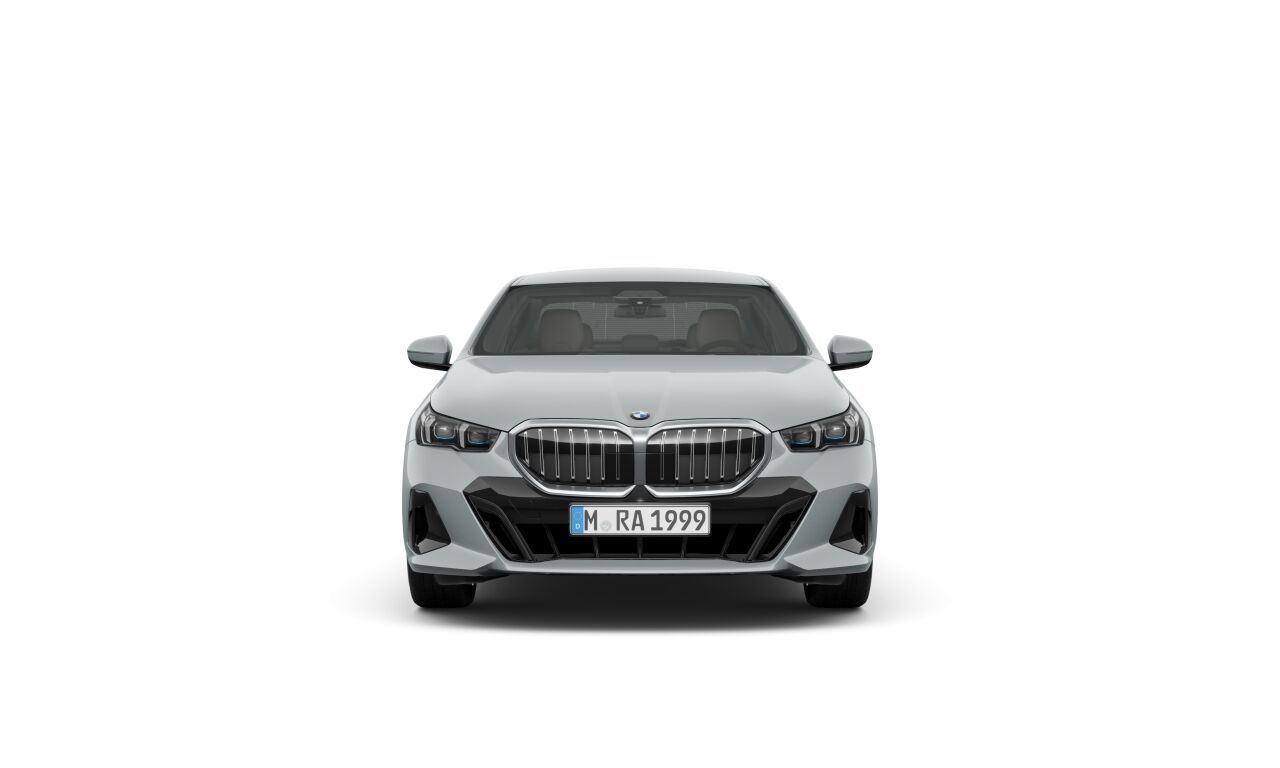 BMW 520d Sedan фото 2