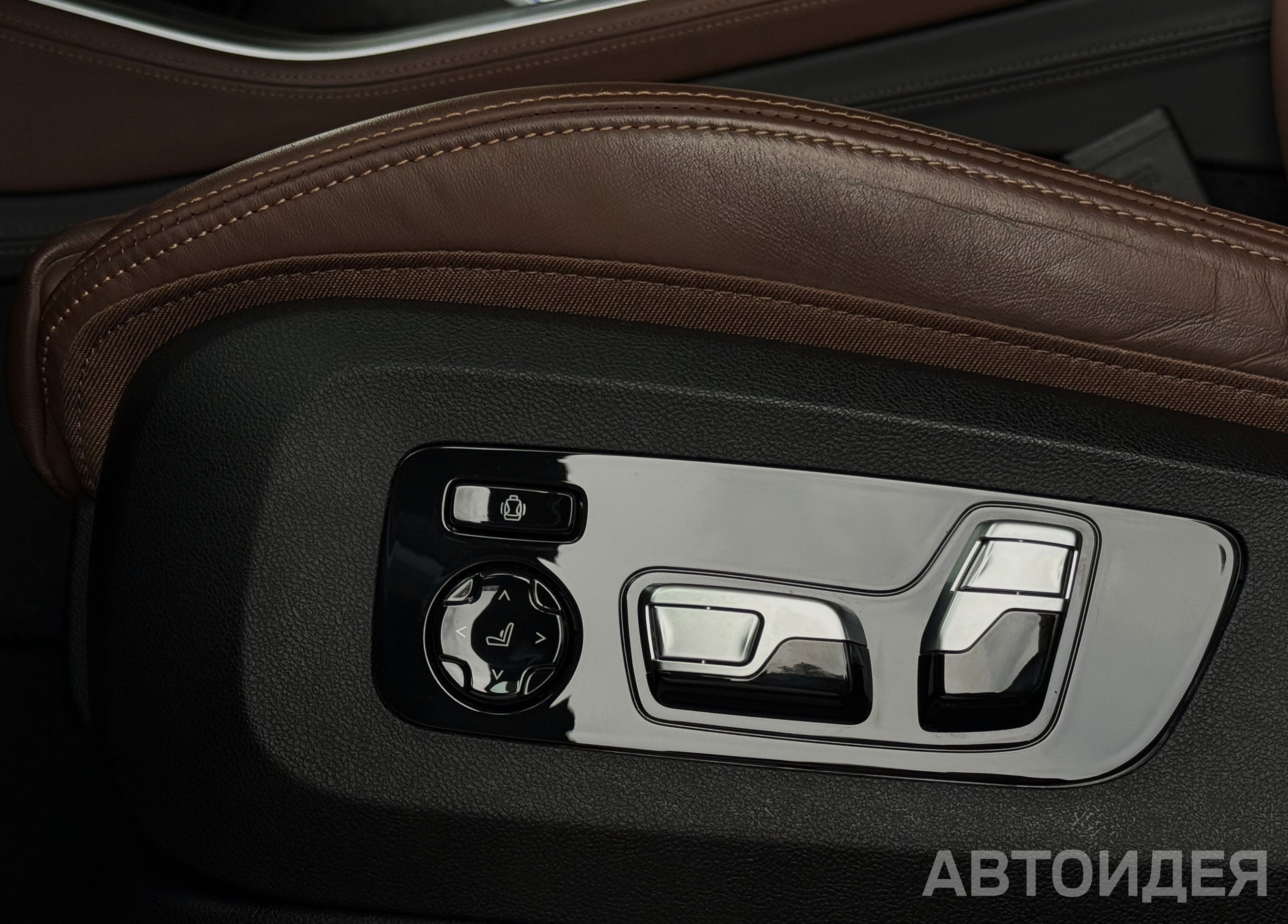 BMW X5 M50d фото 12