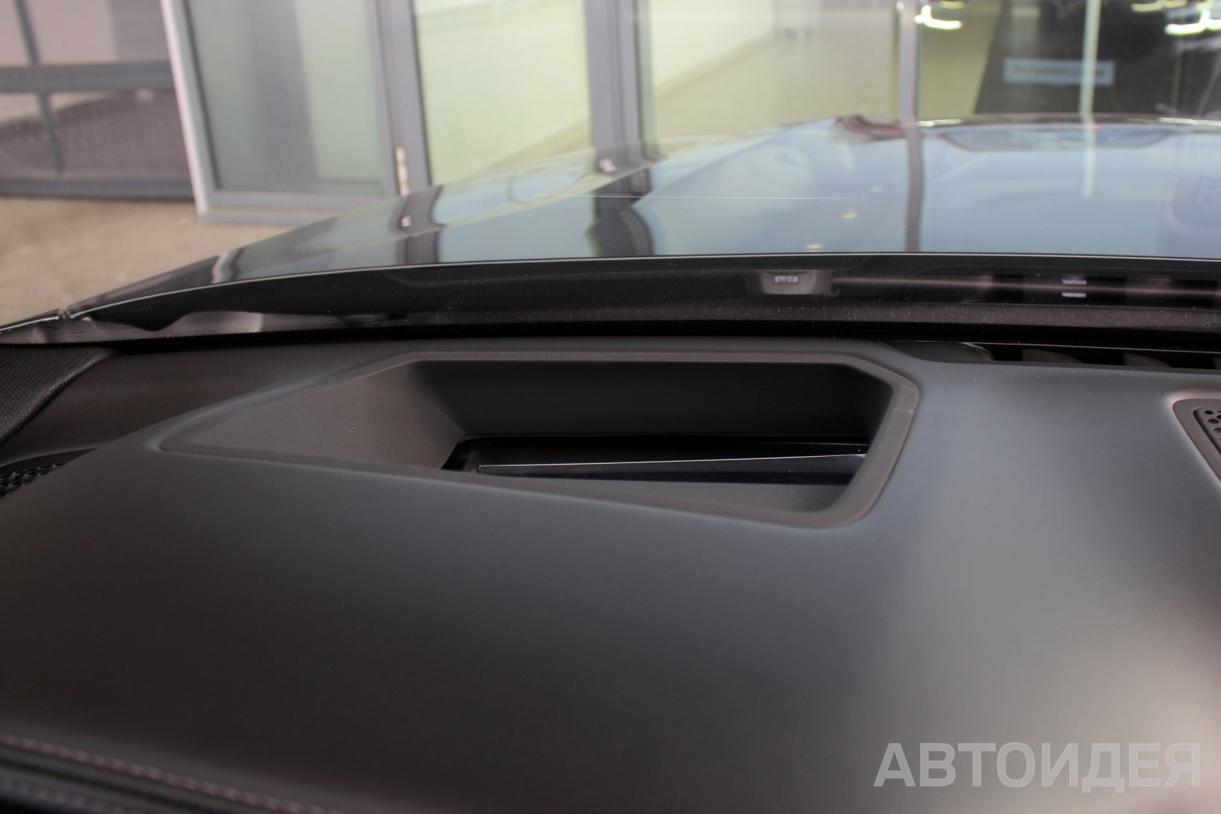 BMW 740d xDrive Sedan фото 12