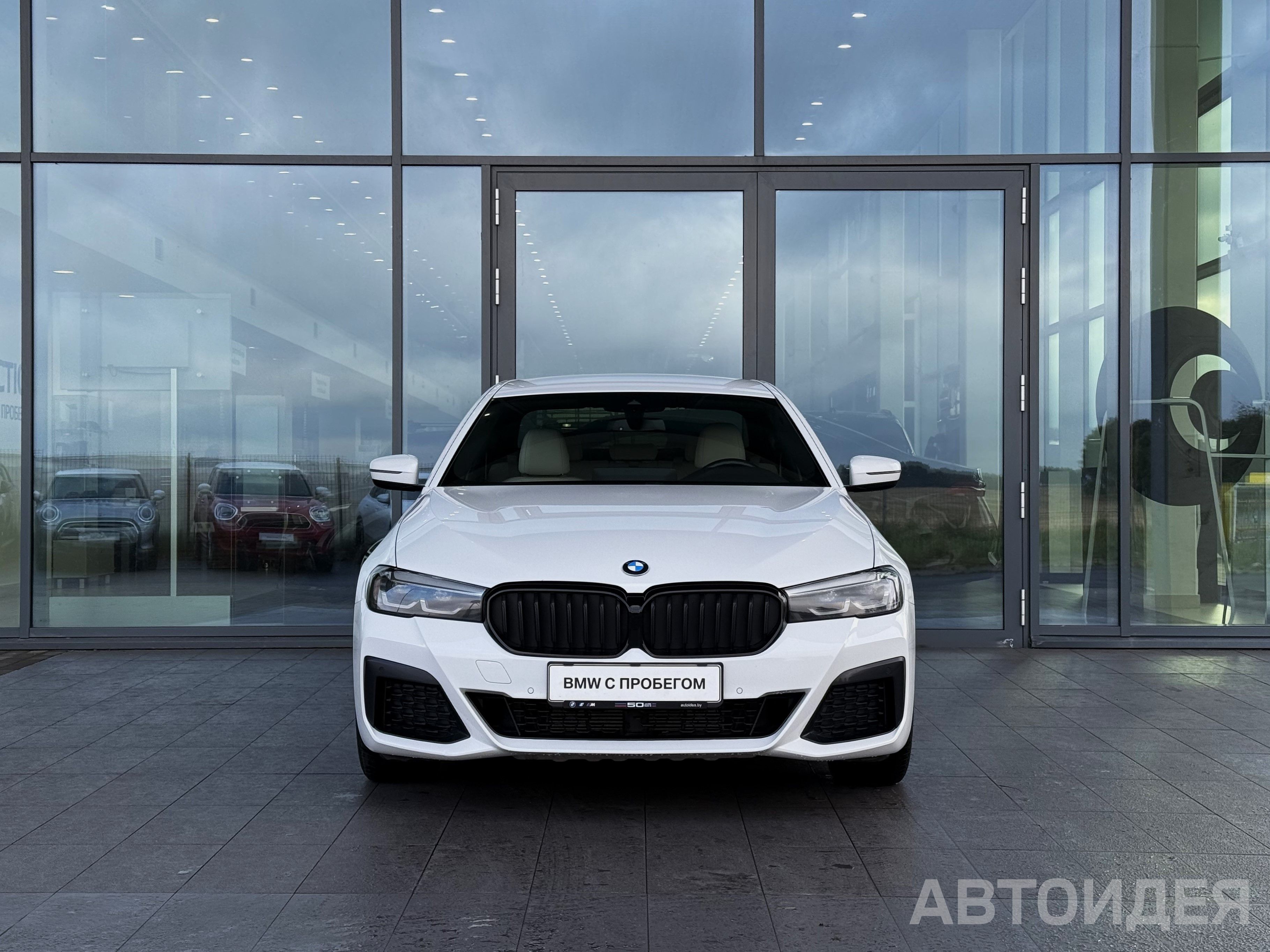 BMW 520i Sedan фото 1