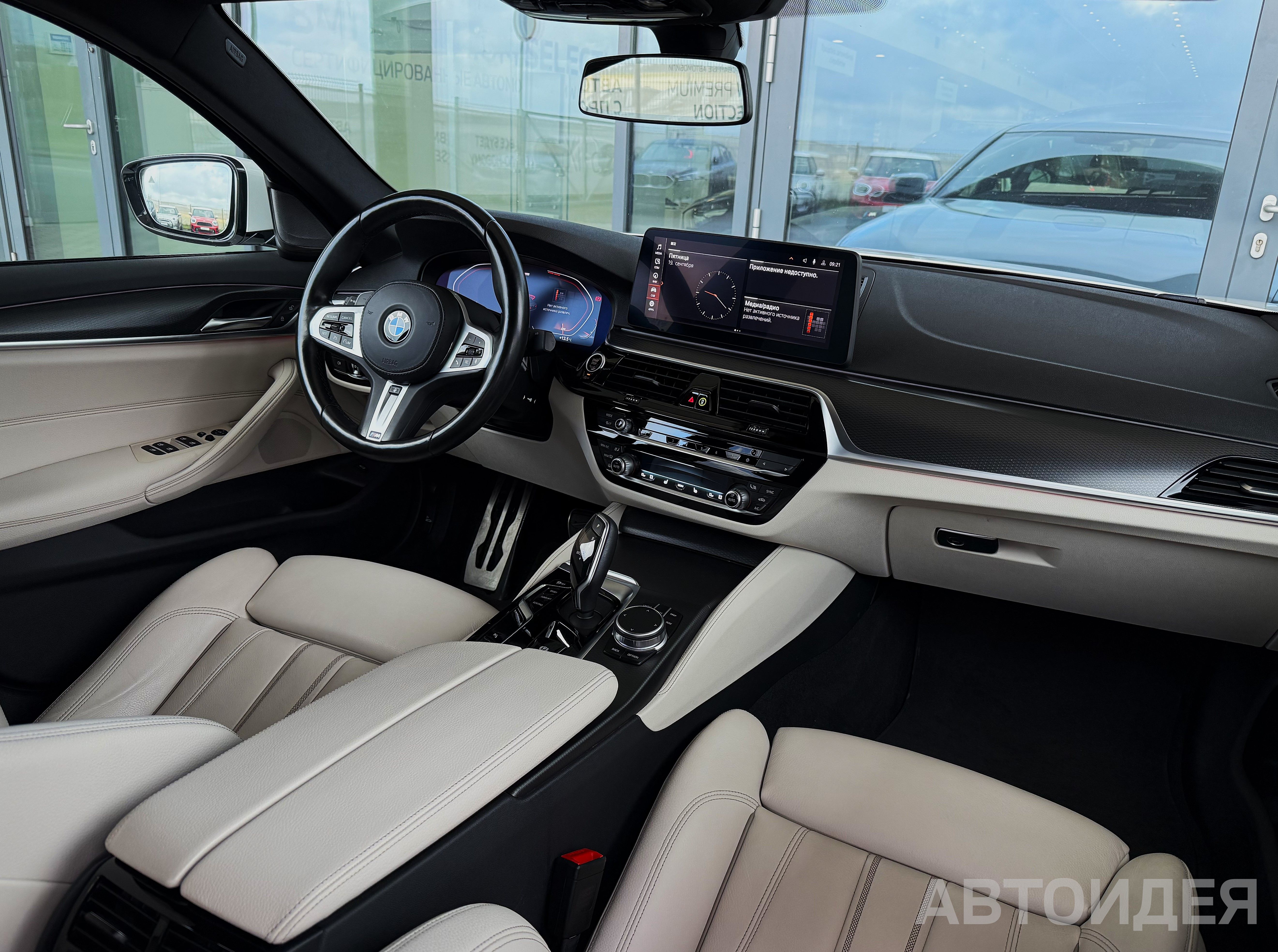 BMW 520i Sedan фото 5