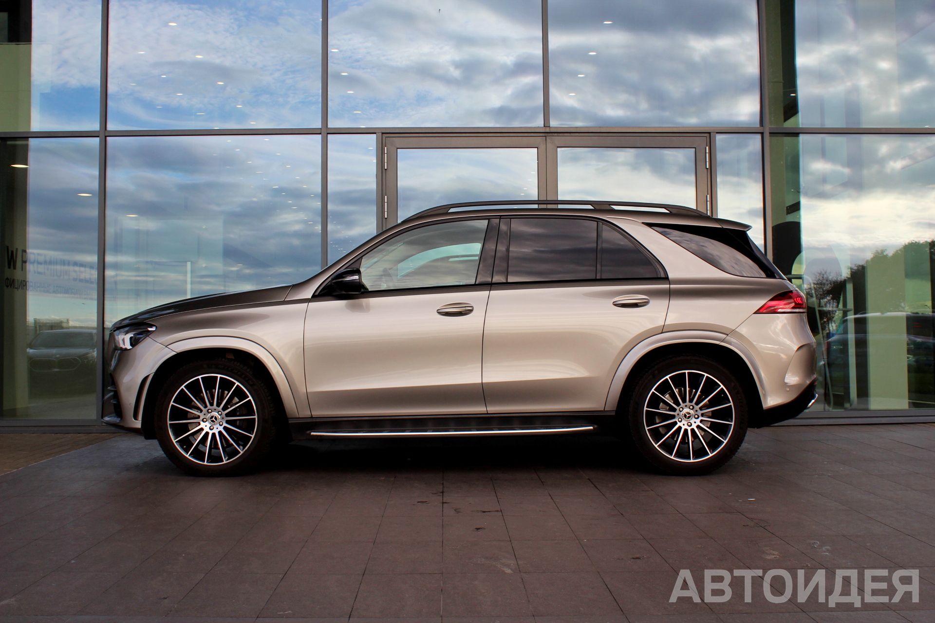 Mercedes-Benz GLE 350 D 4 MATIC фото 2