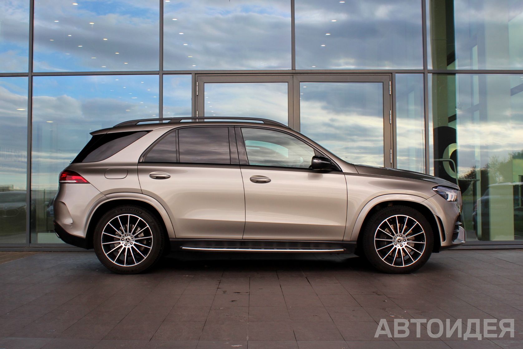 Mercedes-Benz GLE 350 D 4 MATIC фото 3