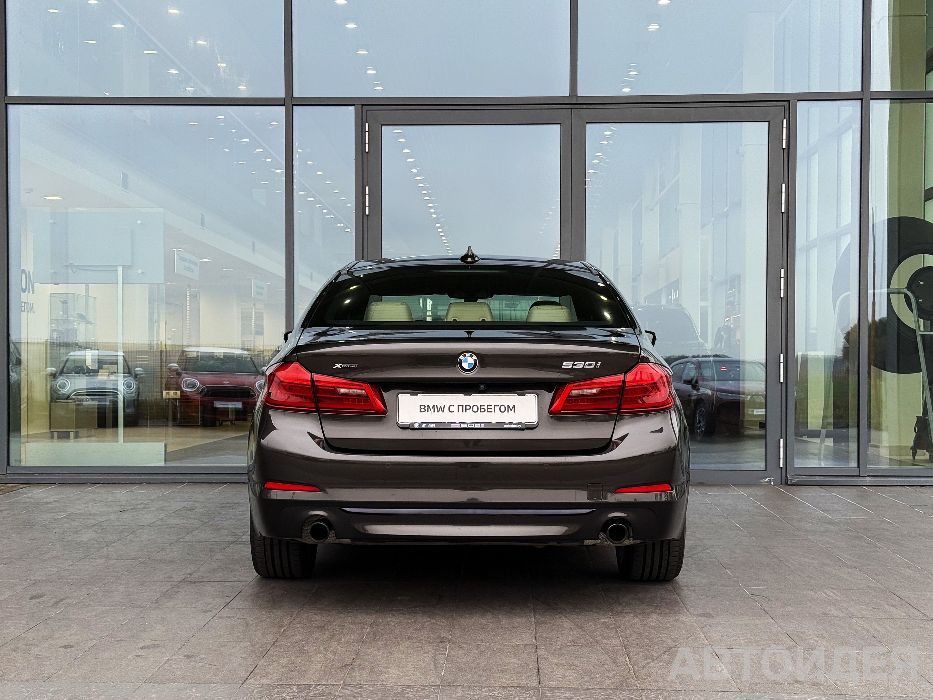 BMW 530i xDrive Sedan фото 4