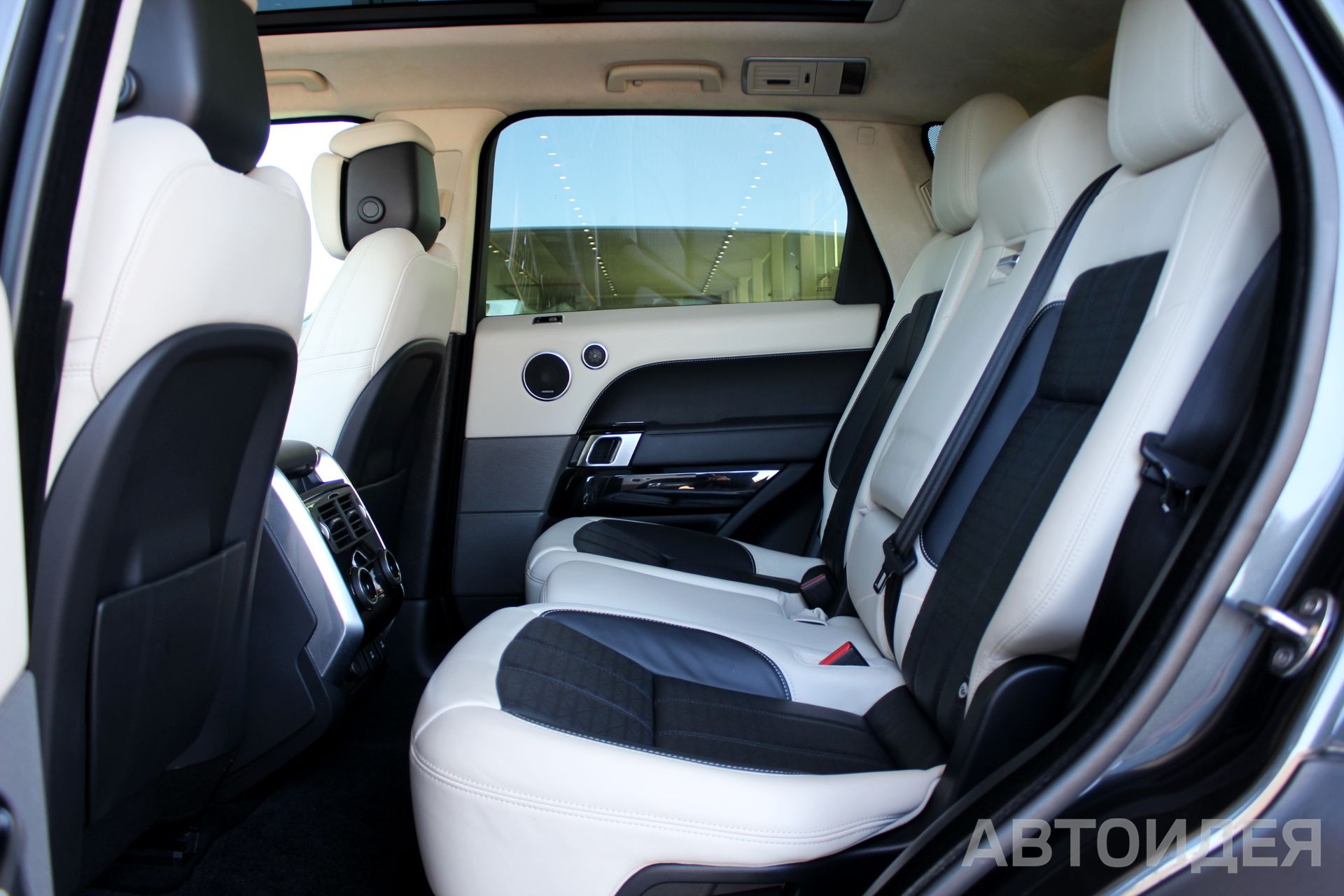 Land Rover RANGE ROVER SPORT 4.4 SDV8 фото 25