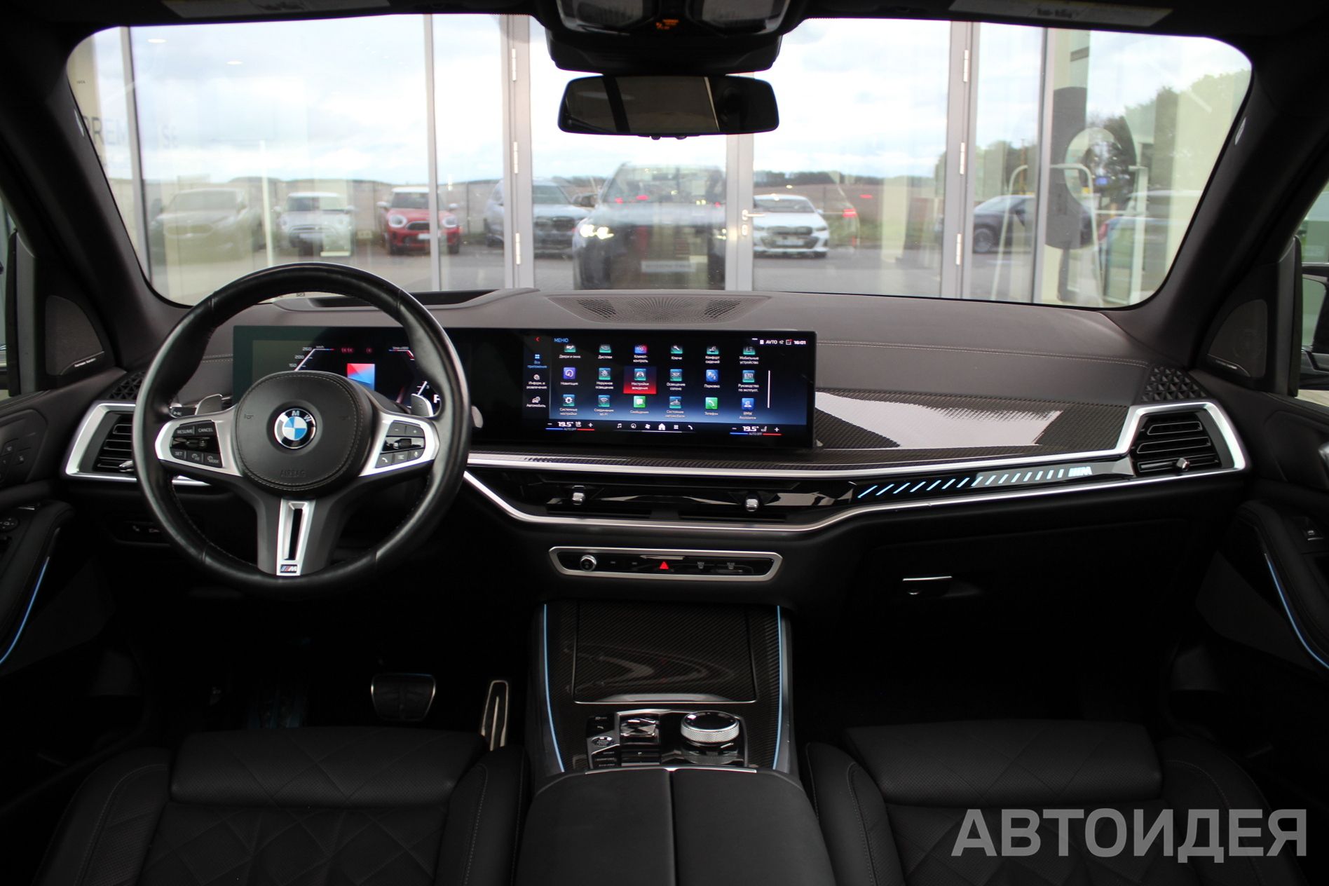 BMW X5 M60i фото 8