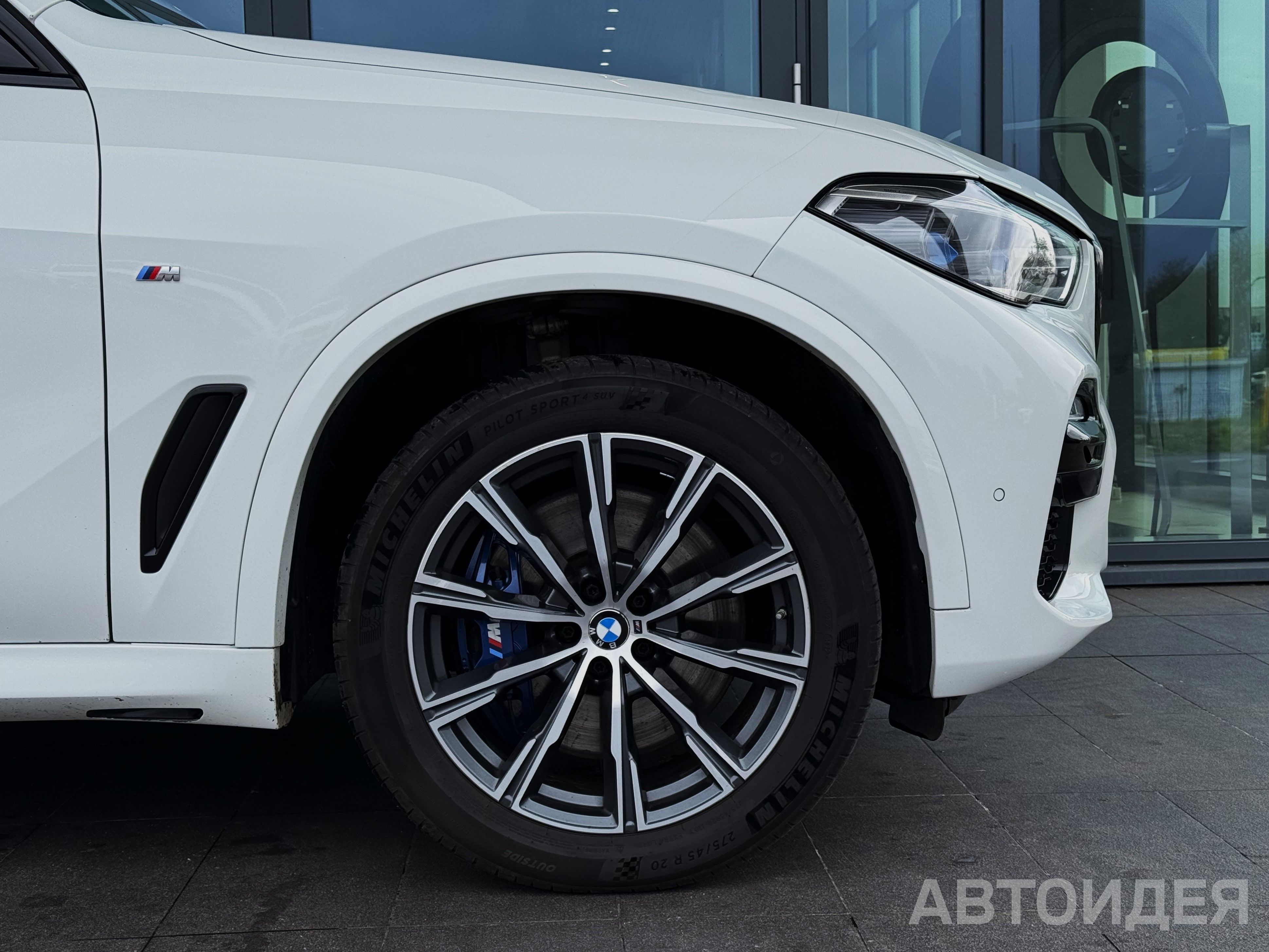 BMW X5 xDrive40i фото 25